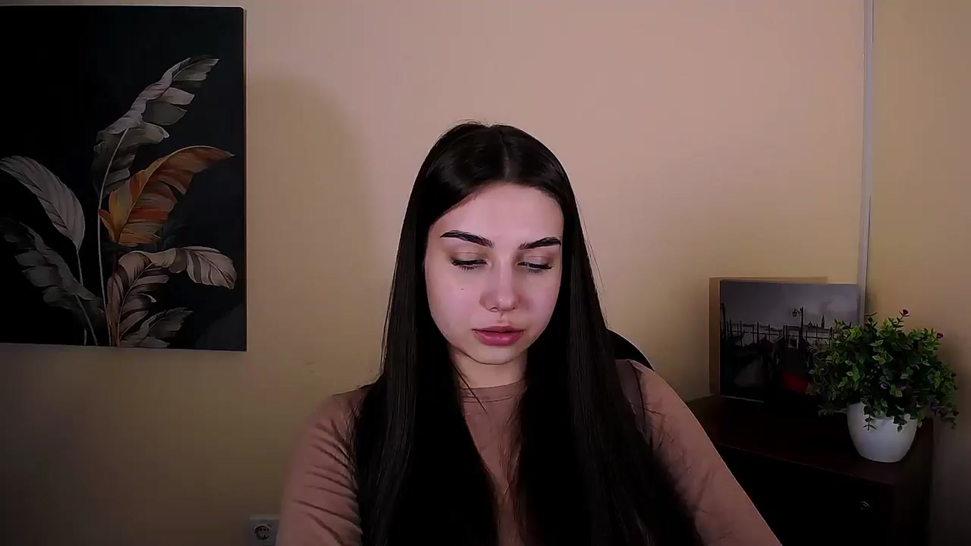 Gallery image thumbnail from Lili_magic_'s myfreecams stream on, 08/13/2025, 11:35 image 13 of 20