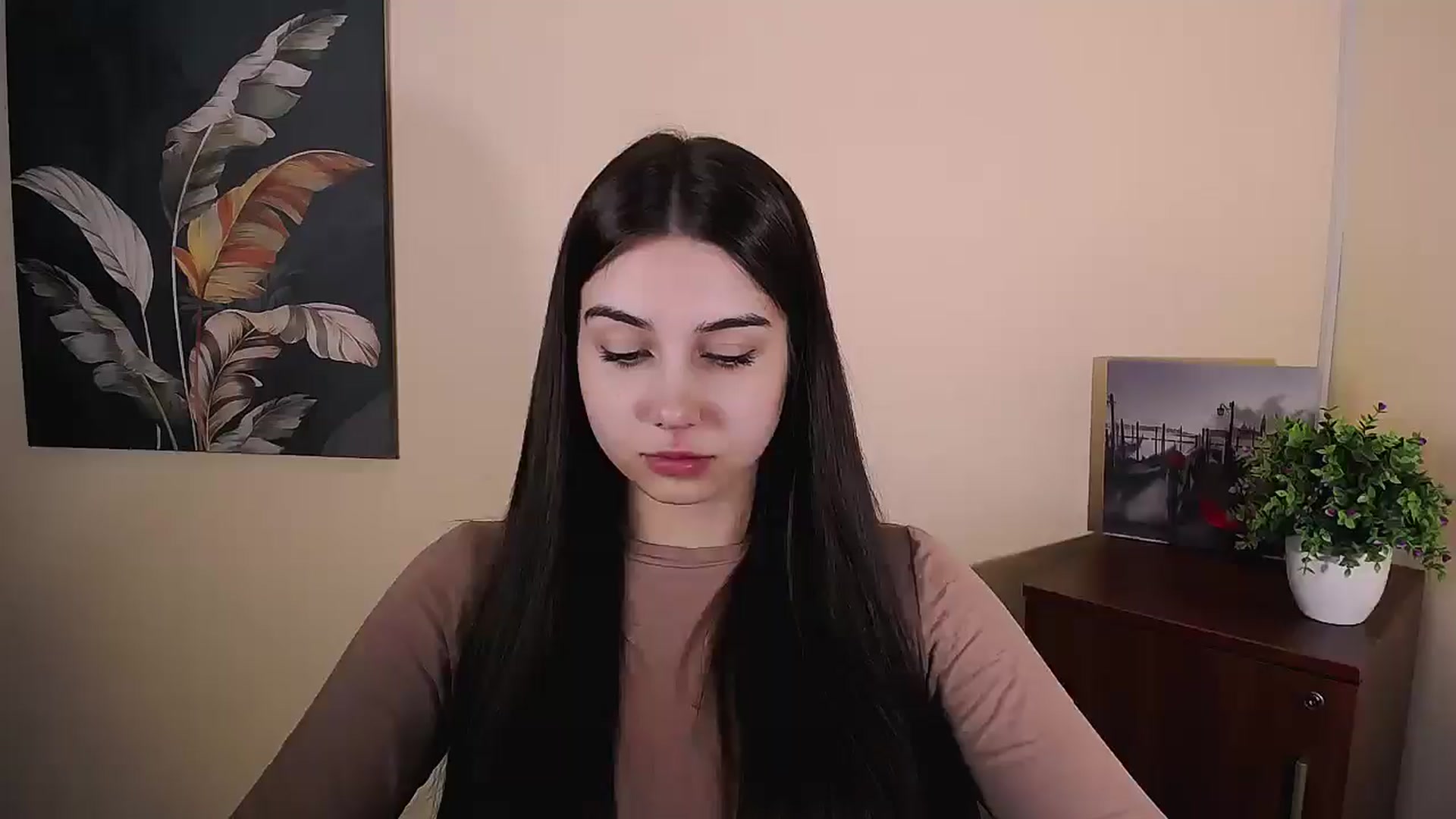 Gallery image thumbnail from Lili_magic_'s myfreecams stream on, 08/27/2025, 12:01 image 18 of 20