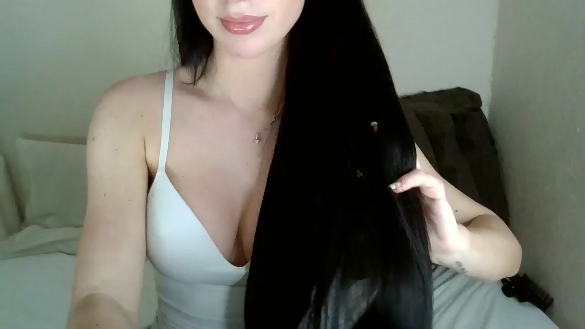 Gallery image thumbnail from Liliablack's myfreecams stream on, 12/02/2025, 20:52 image 17 of 20