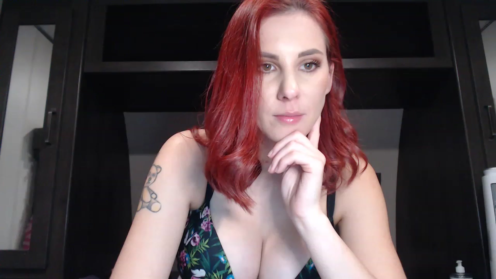 Gallery image thumbnail from Lilianstone's myfreecams stream on, 11/19/2022, 10:20 image 7 of 20