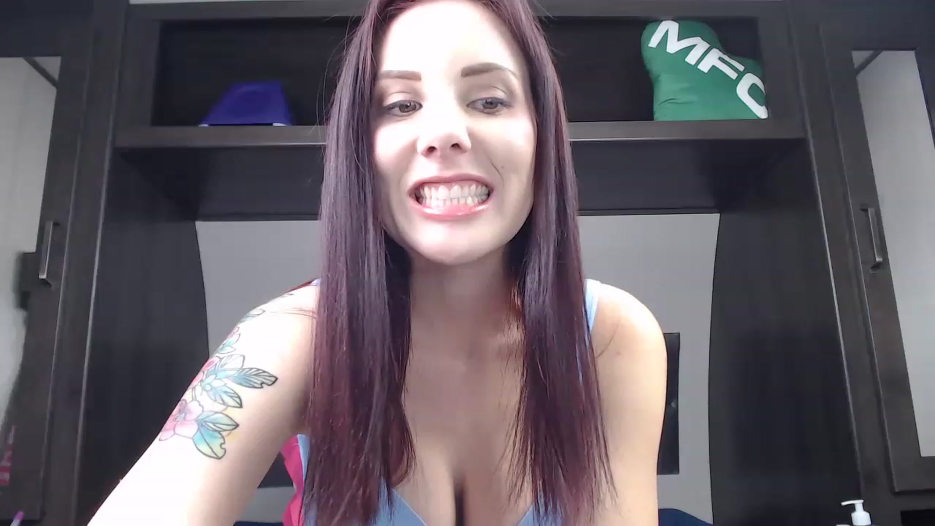 Gallery image thumbnail from Lilianstone's myfreecams stream on, 05/17/2023, 08:07 image 8 of 20