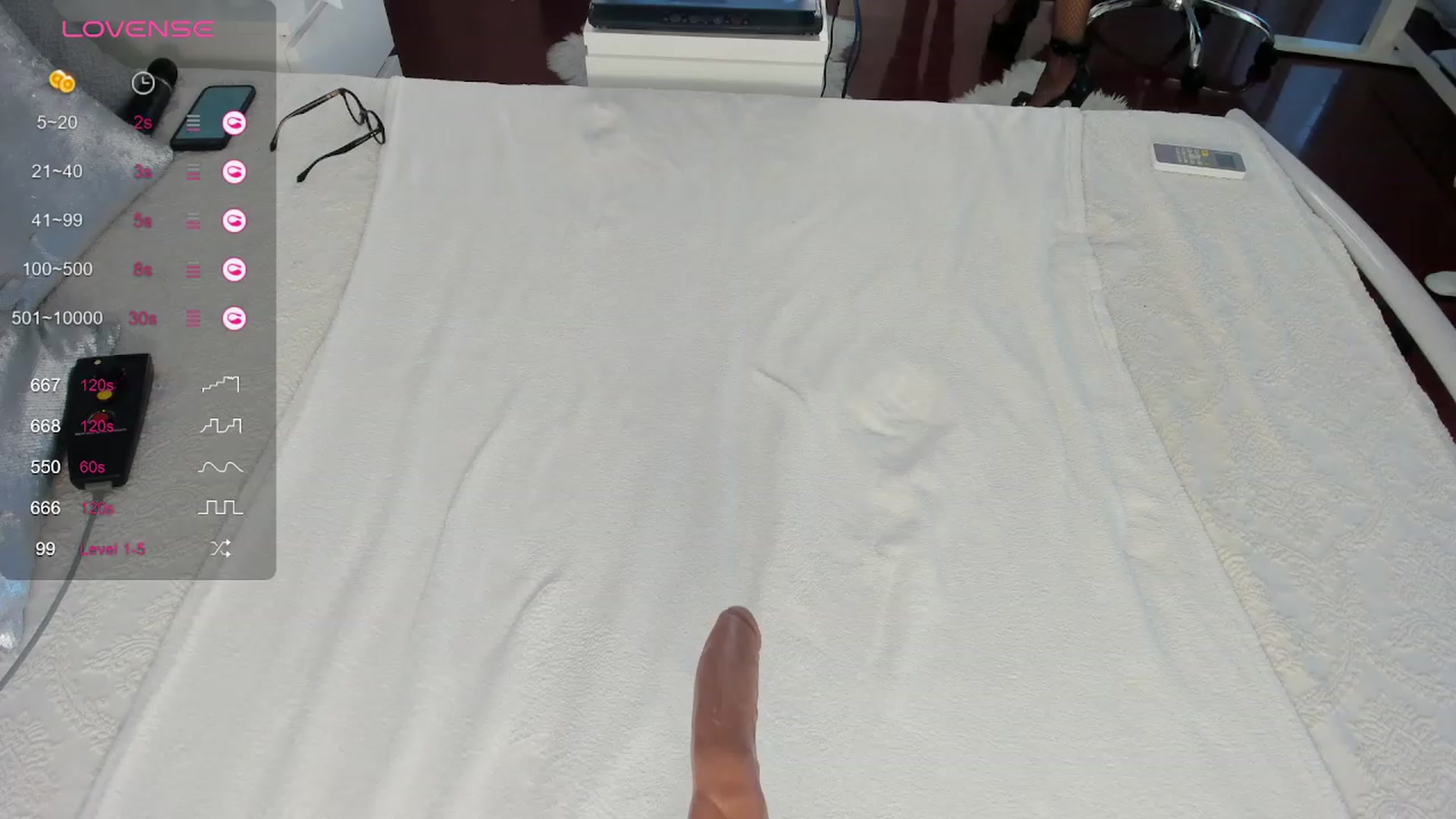Gallery image thumbnail from Lilie's myfreecams stream on, 08/26/2023, 16:05 image 14 of 20