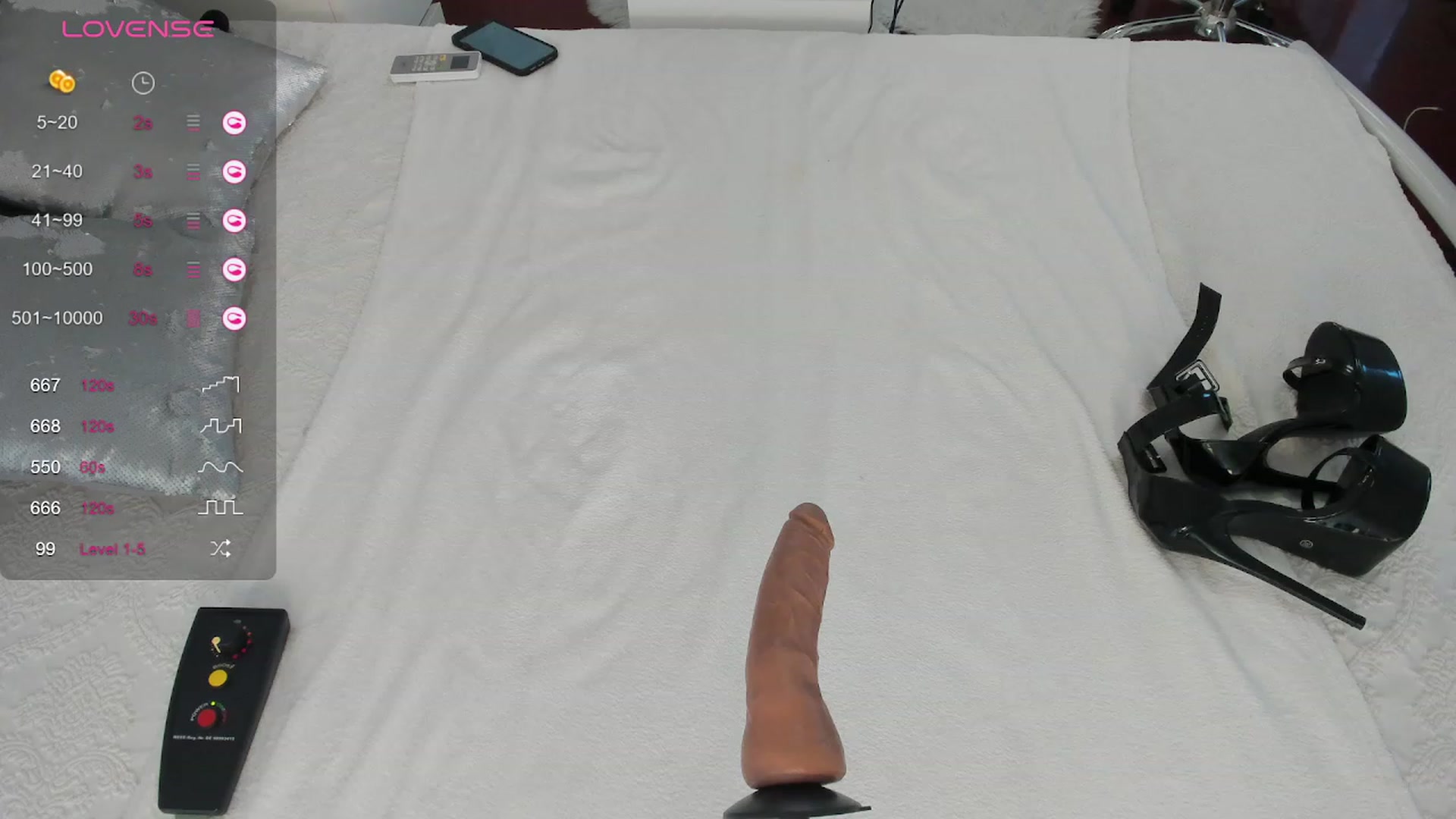 Gallery image thumbnail from Lilie's myfreecams stream on, 08/27/2023, 16:00 image 5 of 20