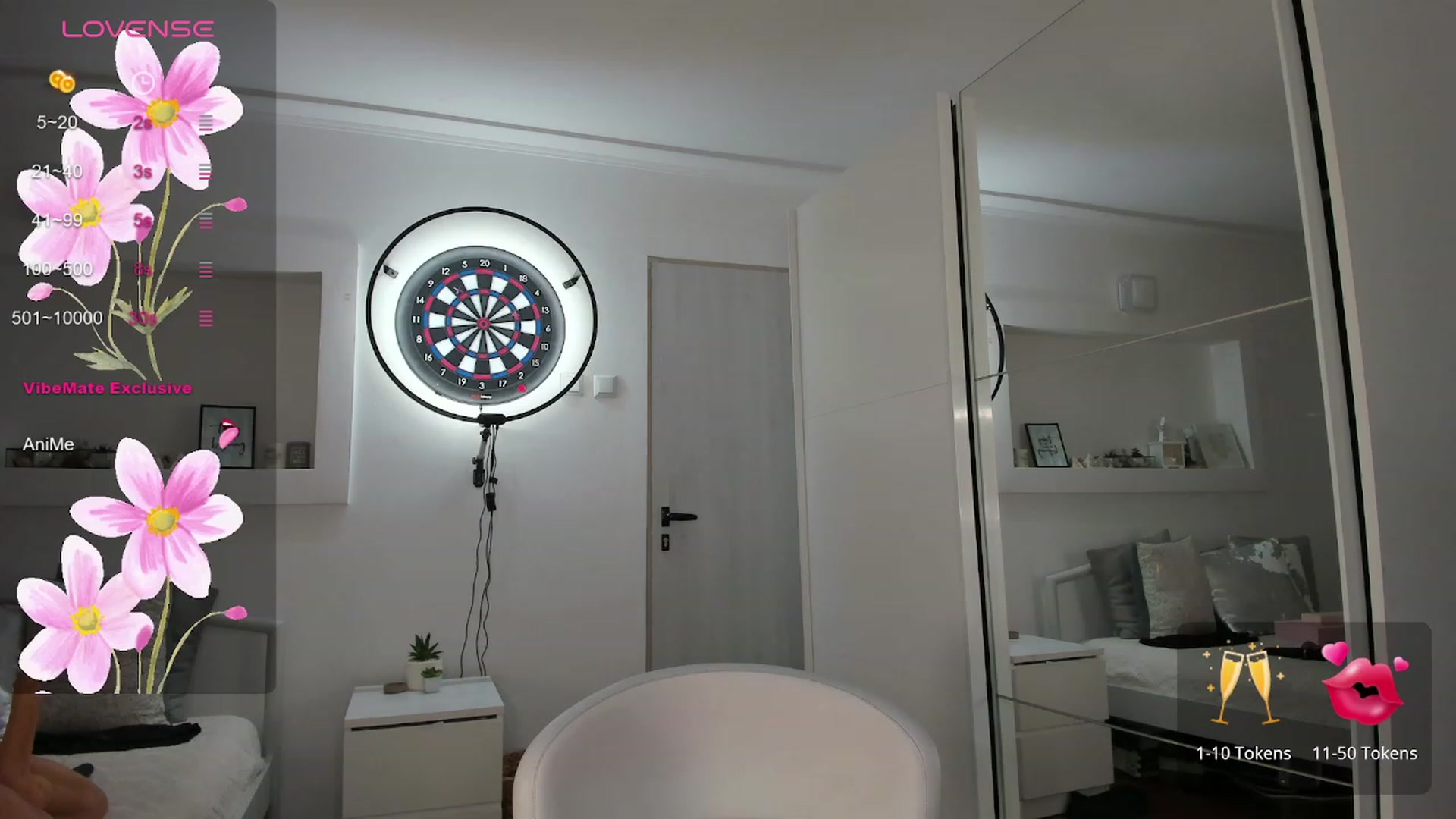 Gallery image thumbnail from Lilie's myfreecams stream on, 10/02/2023, 16:18 image 5 of 20