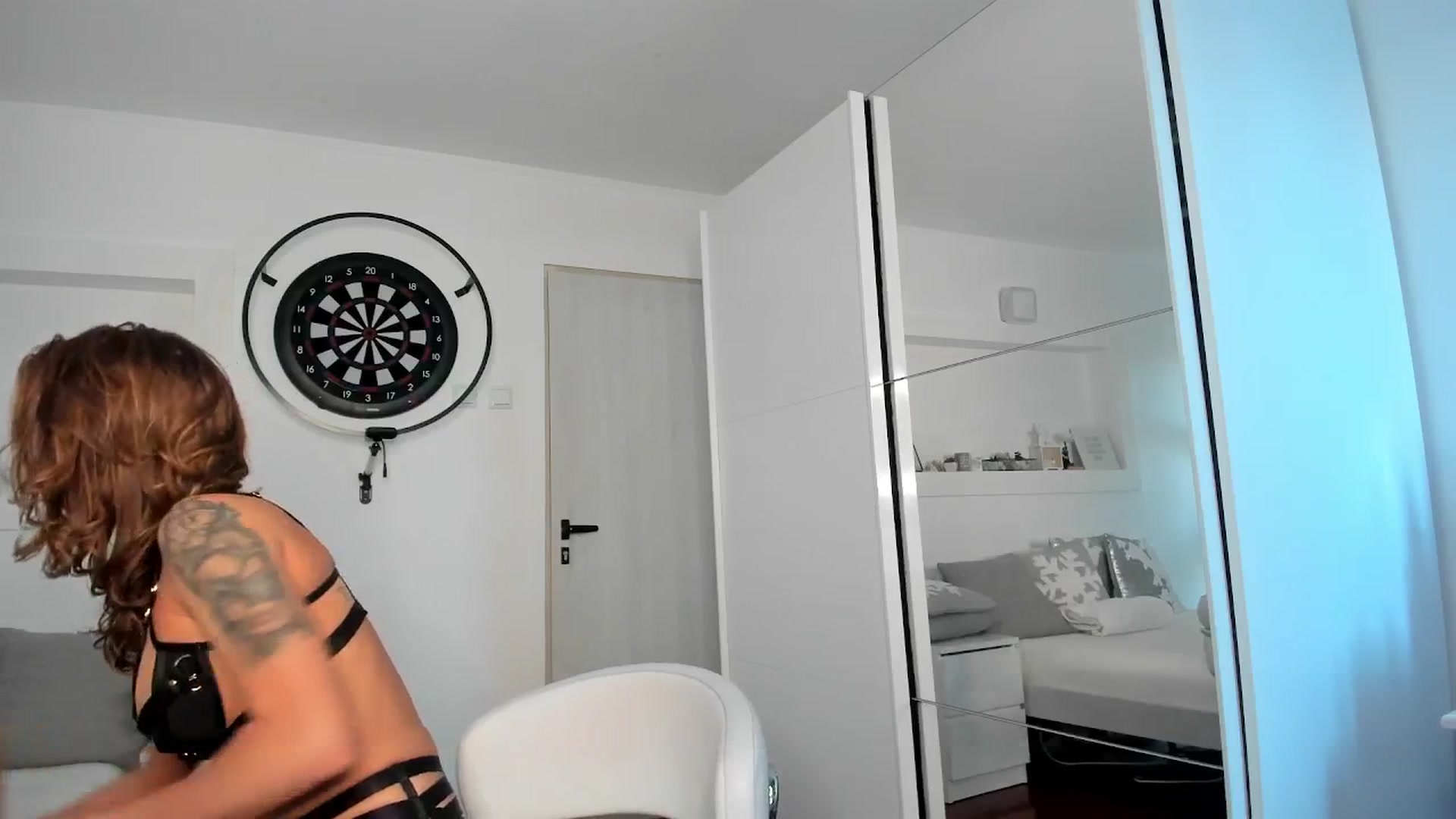 Gallery image thumbnail from Lilie's myfreecams stream on, 05/05/2024, 16:47 image 2 of 20
