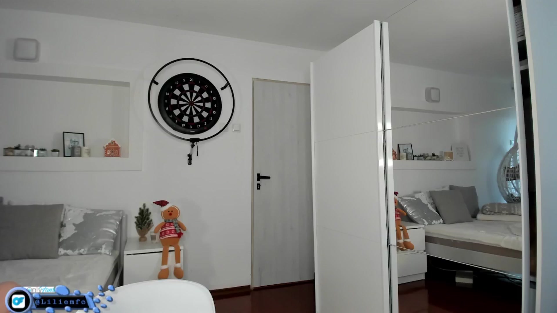 Gallery image thumbnail from Lilie's myfreecams stream on, 12/08/2024, 09:16 image 11 of 20