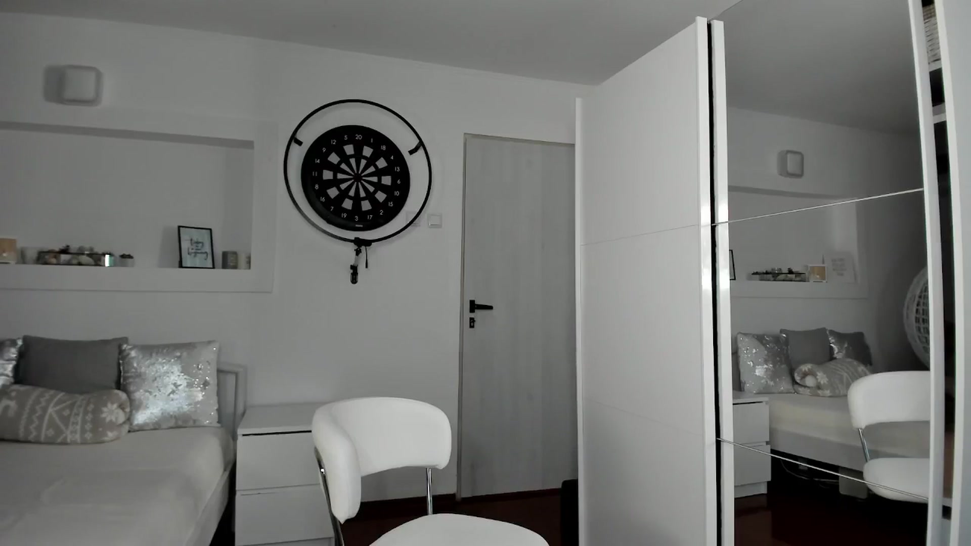 Gallery image thumbnail from Lilie's myfreecams stream on, 01/10/2025, 20:15 image 8 of 20