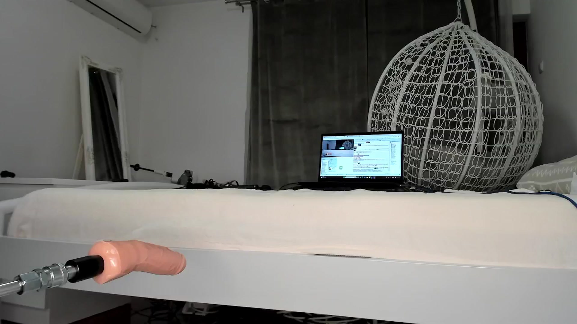 Gallery image thumbnail from Lilie's myfreecams stream on, 01/15/2025, 19:18 image 9 of 20