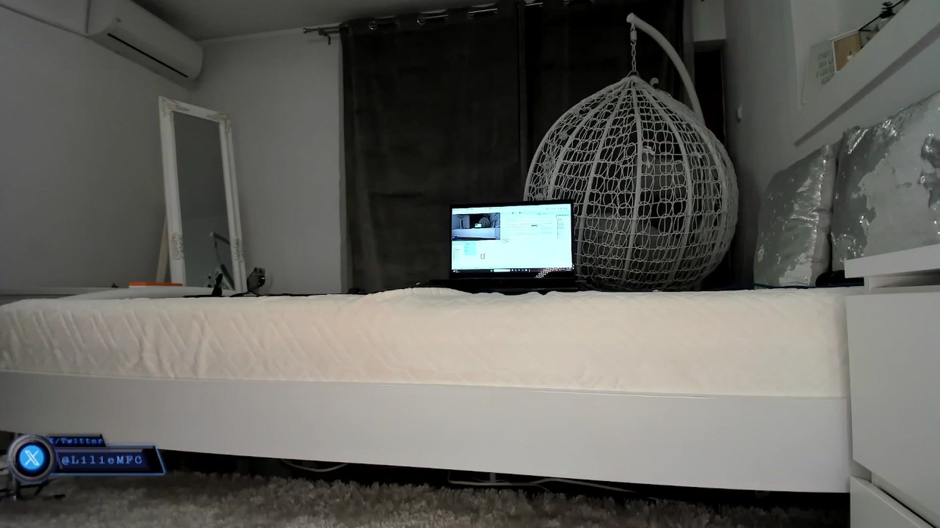 Gallery image thumbnail from Lilie's myfreecams stream on, 03/14/2025, 18:36 image 2 of 20