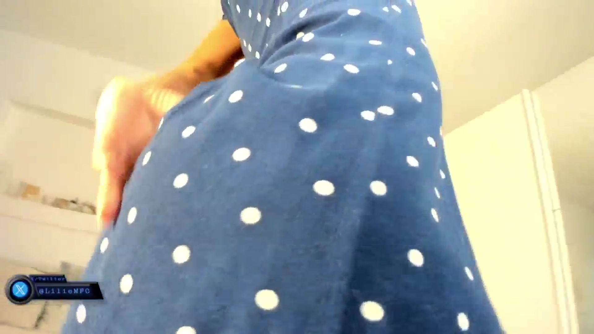 Gallery image thumbnail from Lilie's myfreecams stream on, 07/21/2025, 18:11 image 12 of 20