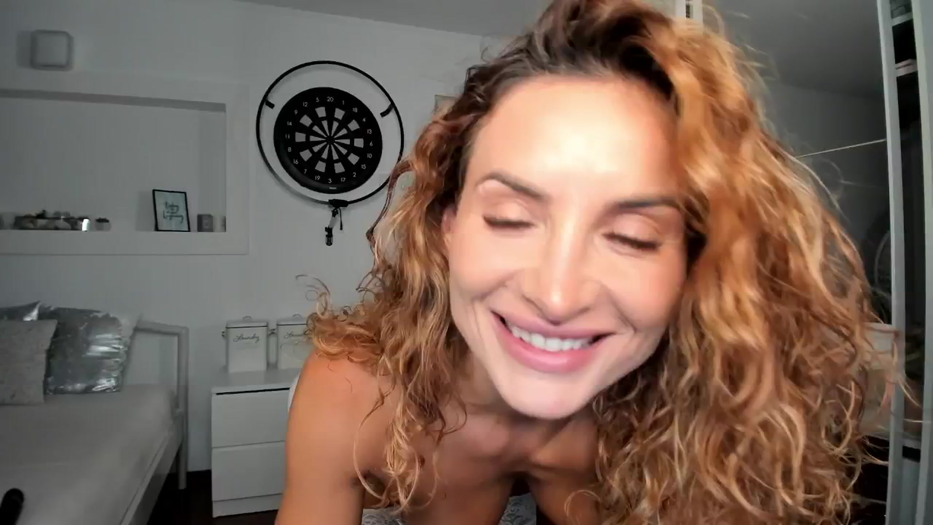 Gallery image thumbnail from Lilie's myfreecams stream on, 08/12/2025, 18:47 image 13 of 20