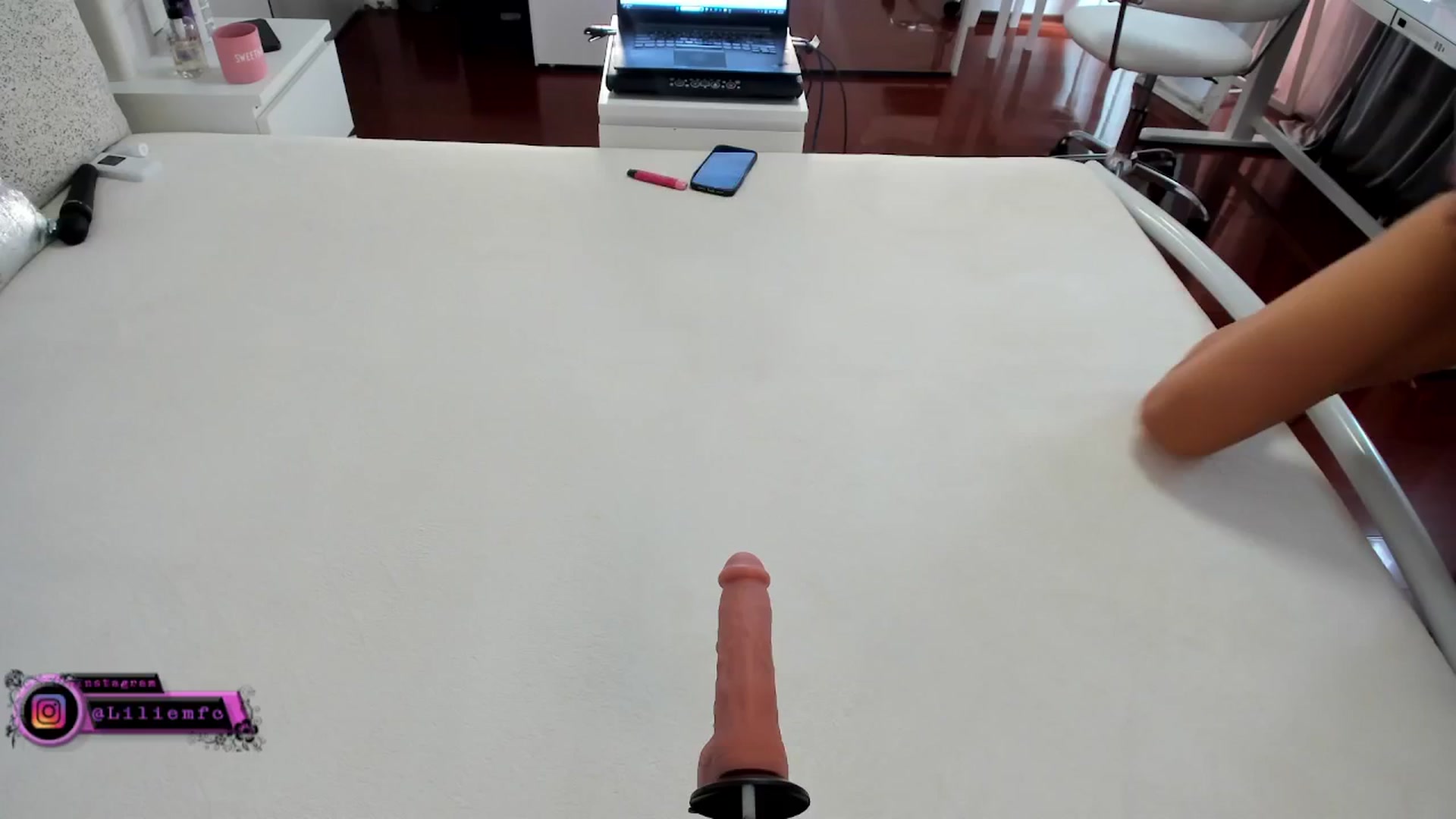 Gallery image thumbnail from Lilie's myfreecams stream on, 09/11/2025, 07:54 image 7 of 20