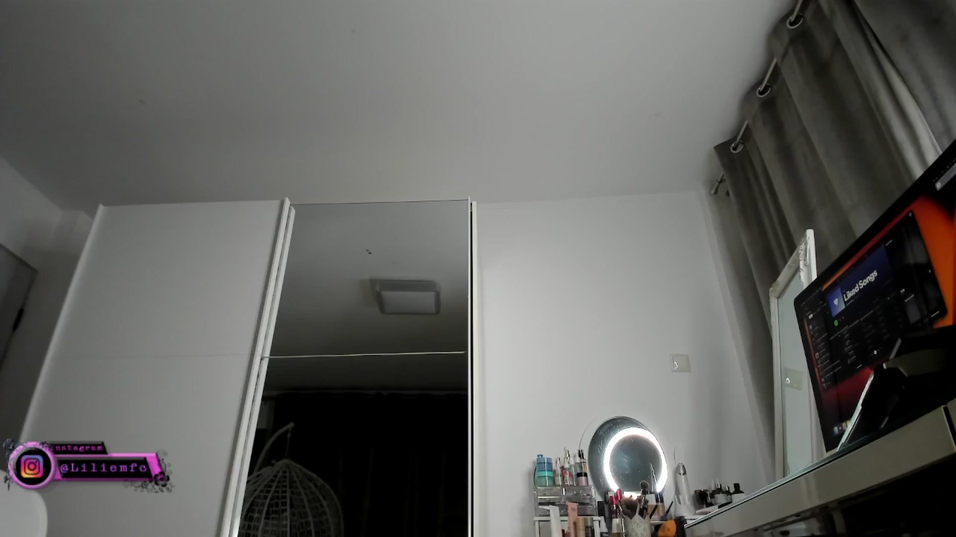 Gallery image thumbnail from Lilie's myfreecams stream on, 10/08/2025, 19:29 image 3 of 20