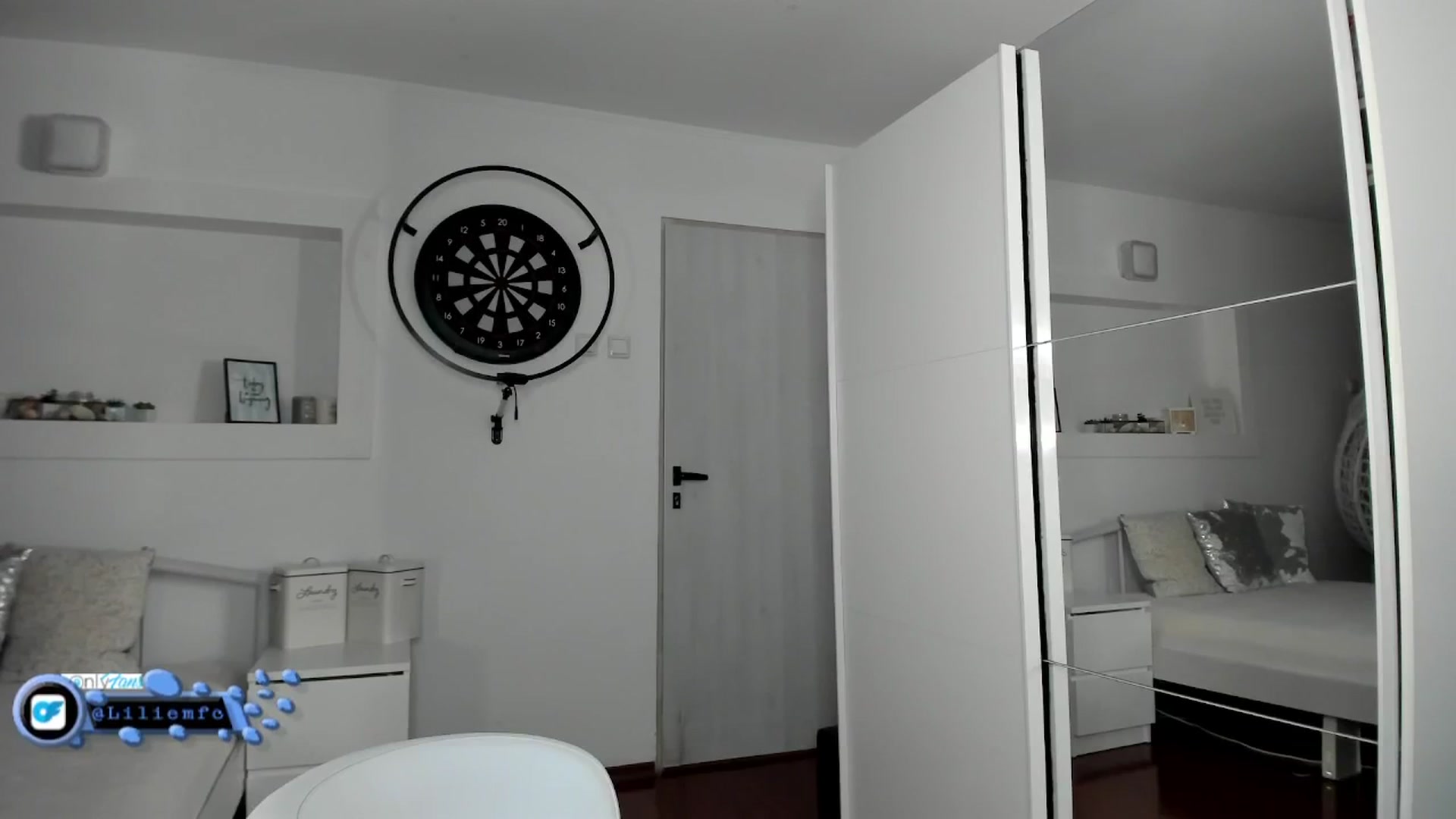 Gallery image thumbnail from Lilie's myfreecams stream on, 10/13/2025, 19:05 image 18 of 20