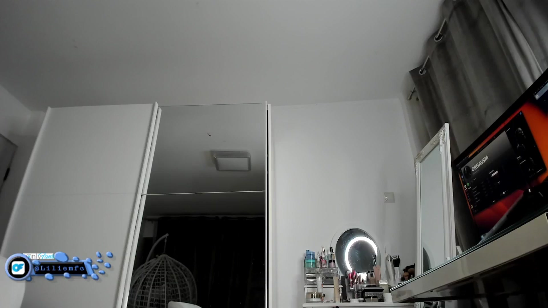Gallery image thumbnail from Lilie's myfreecams stream on, 10/28/2025, 15:56 image 15 of 20