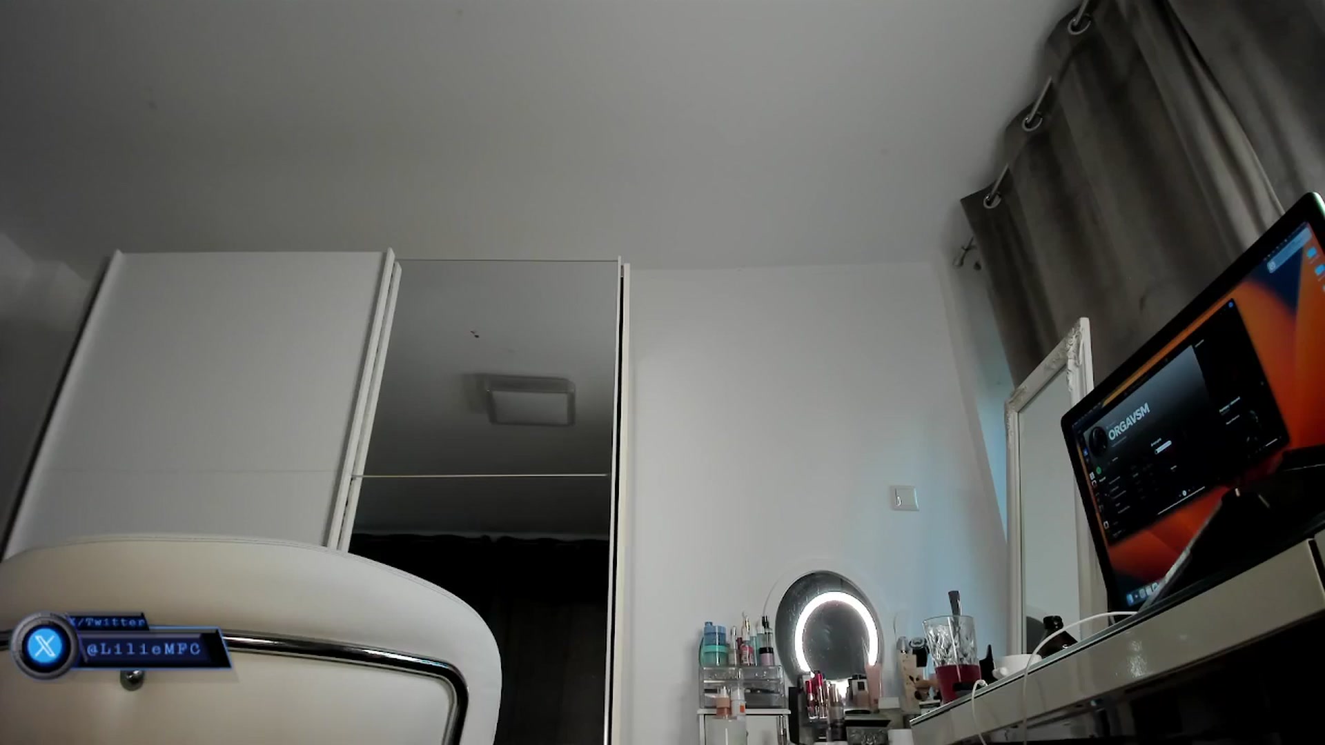 Gallery image thumbnail from Lilie's myfreecams stream on, 10/31/2025, 15:09 image 15 of 20