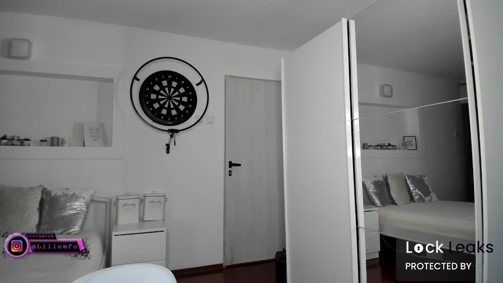 Gallery image thumbnail from Lilie's myfreecams stream on, 01/03/2026, 15:41 image 11 of 20