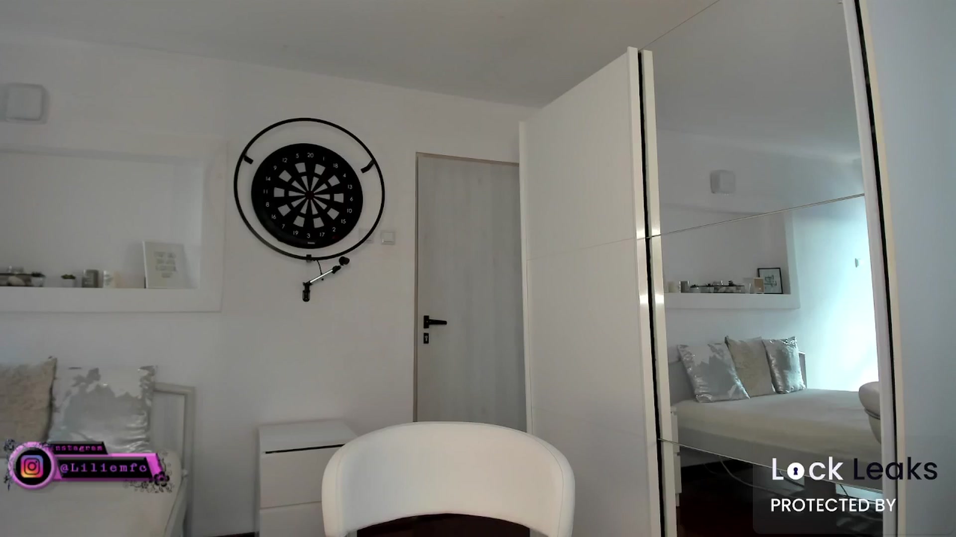 Gallery image thumbnail from Lilie's myfreecams stream on, 01/09/2026, 10:57 image 18 of 20