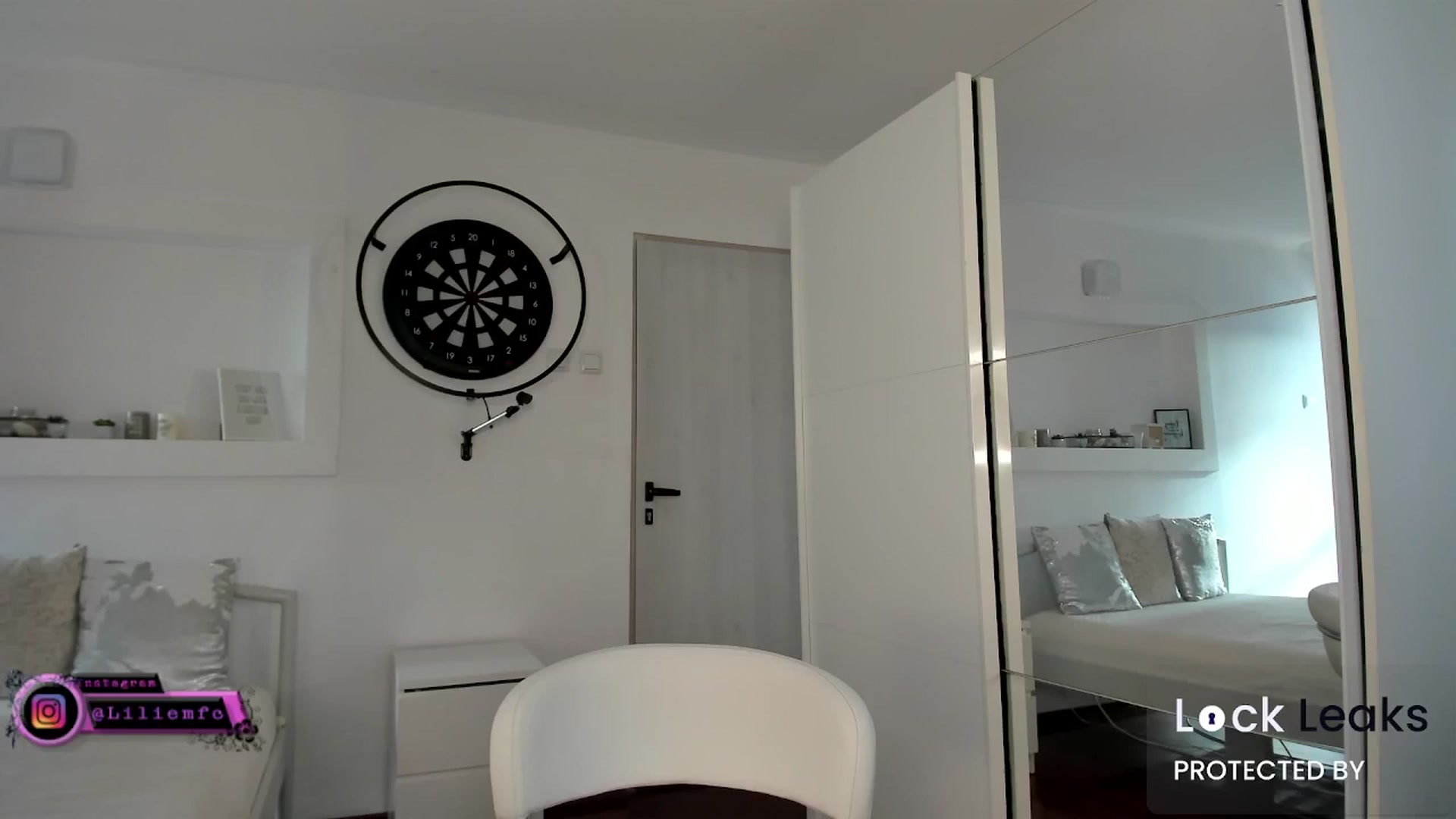 Gallery image thumbnail from Lilie's myfreecams stream on, 01/09/2026, 10:57 image 19 of 20