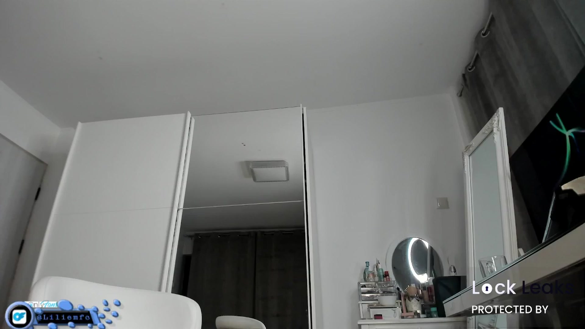 Gallery image thumbnail from Lilie's myfreecams stream on, 01/12/2026, 16:38 image 17 of 20
