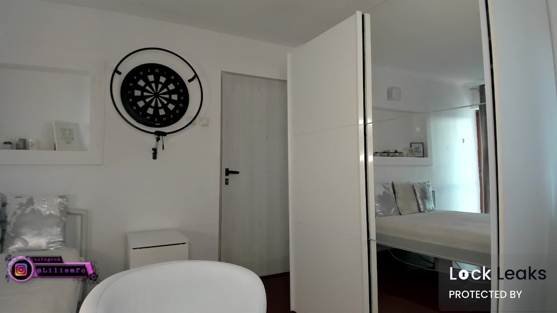 Gallery image thumbnail from Lilie's myfreecams stream on, 01/22/2026, 10:05 image 19 of 20