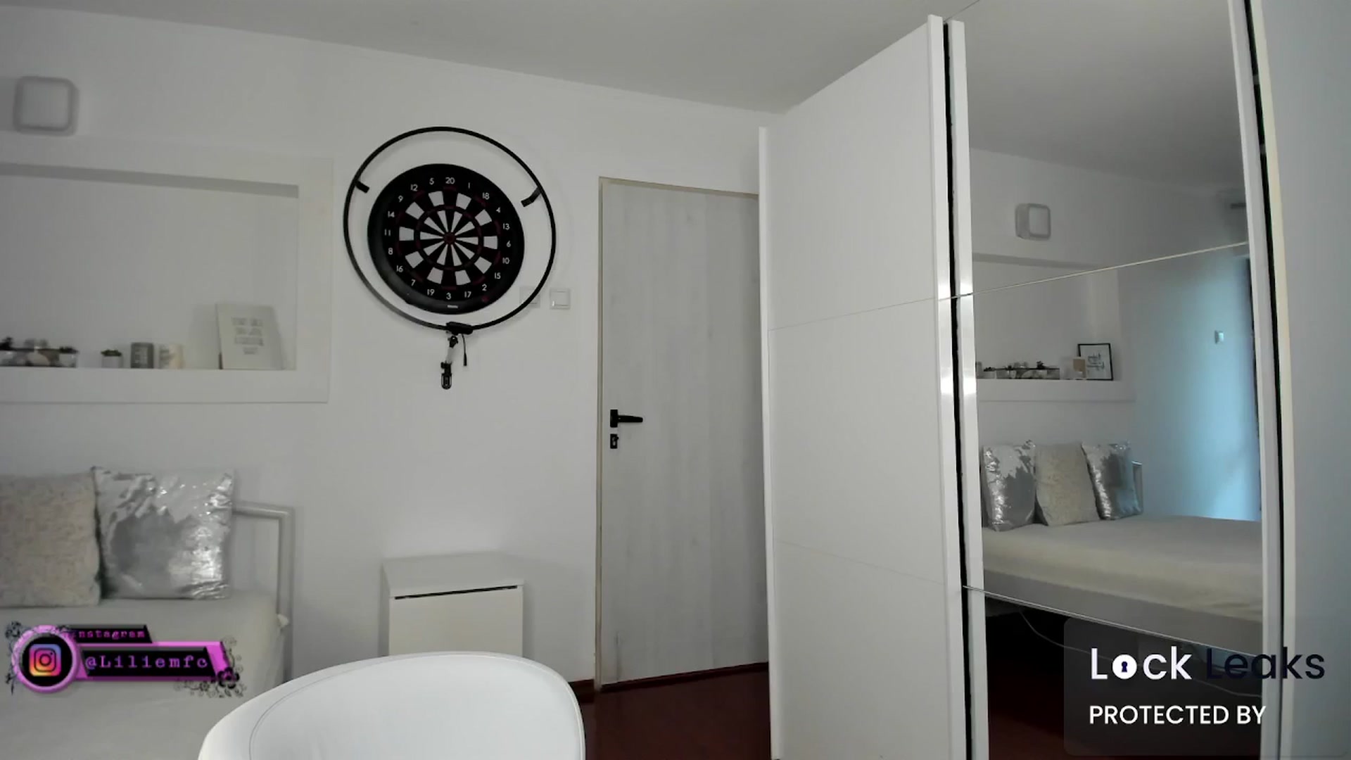 Gallery image thumbnail from Lilie's myfreecams stream on, 01/26/2026, 10:18 image 1 of 20