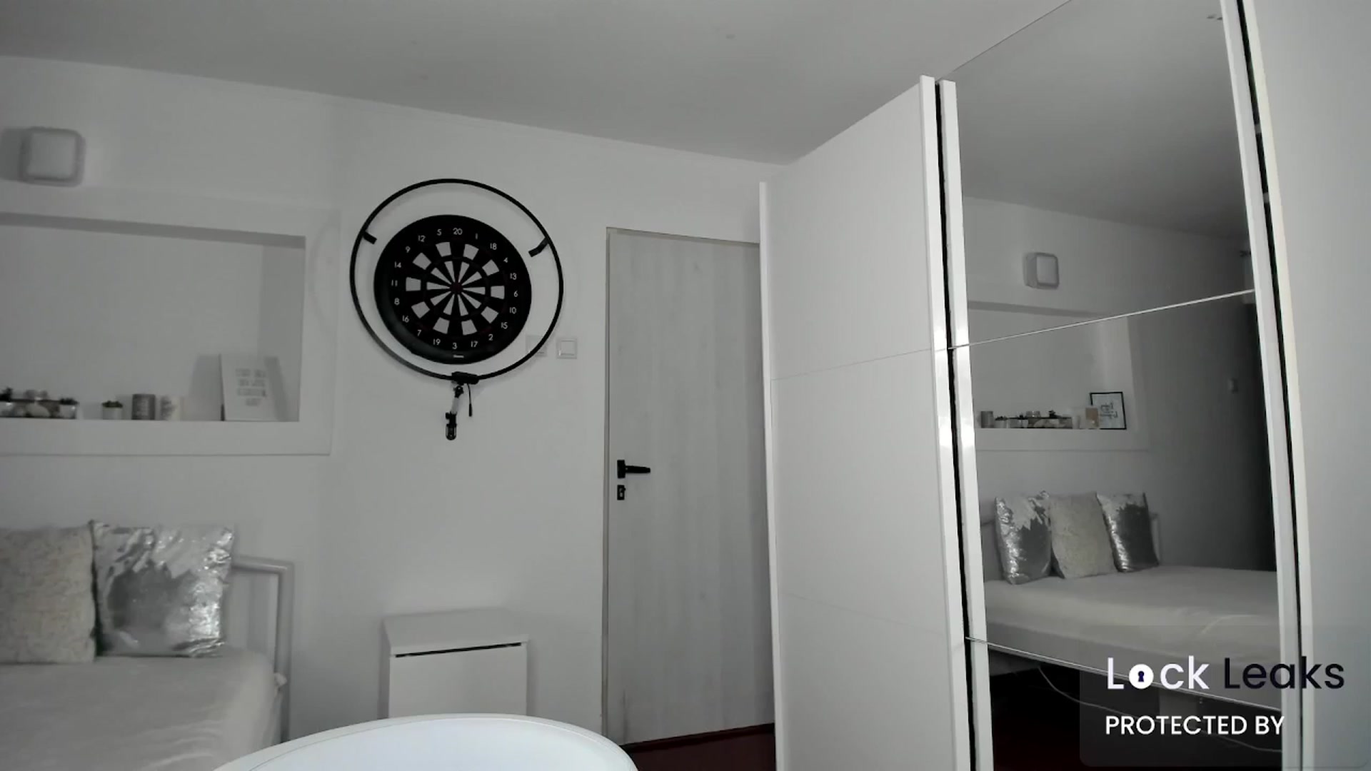 Gallery image thumbnail from Lilie's myfreecams stream on, 01/27/2026, 16:12 image 13 of 20