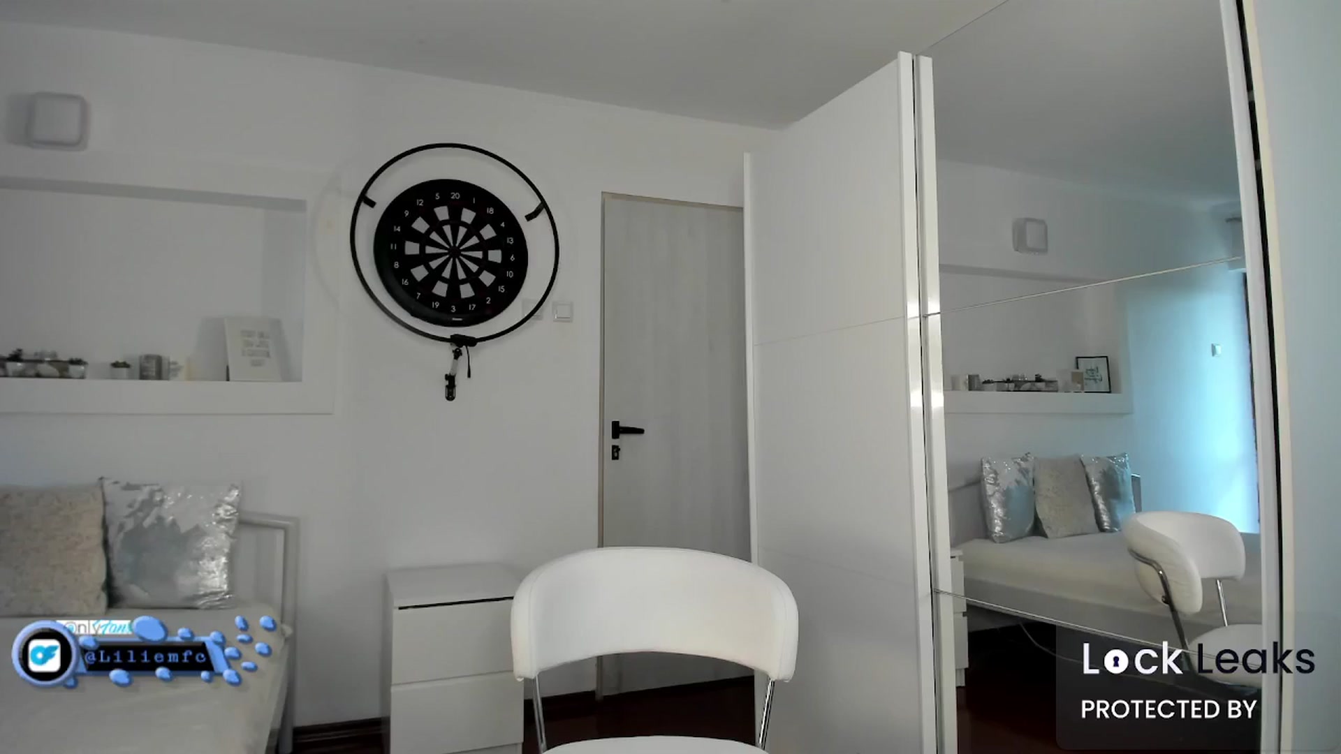 Gallery image thumbnail from Lilie's myfreecams stream on, 01/28/2026, 10:35 image 2 of 20