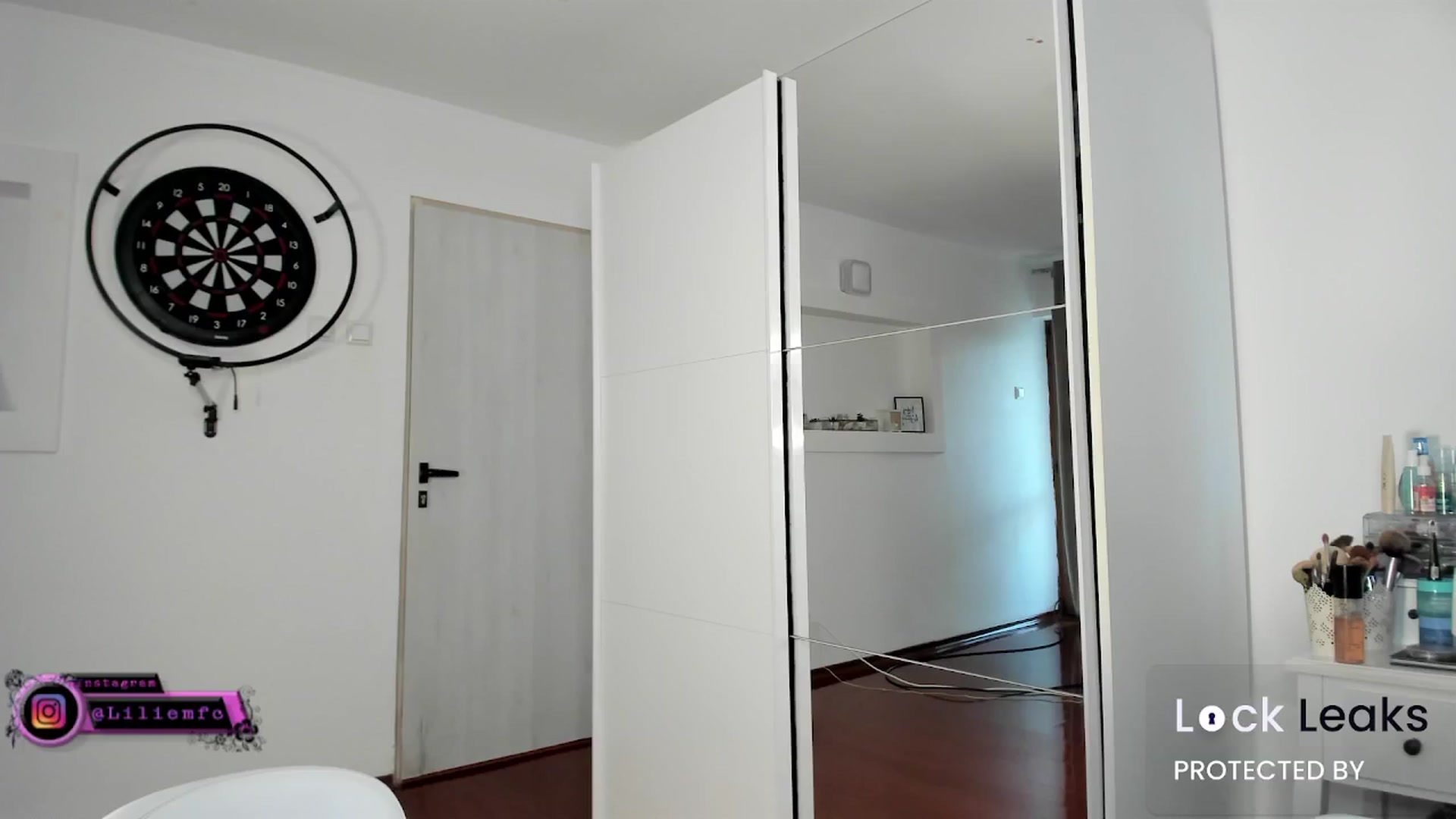 Gallery image thumbnail from Lilie's myfreecams stream on, 04/23/2026, 16:11 image 13 of 20
