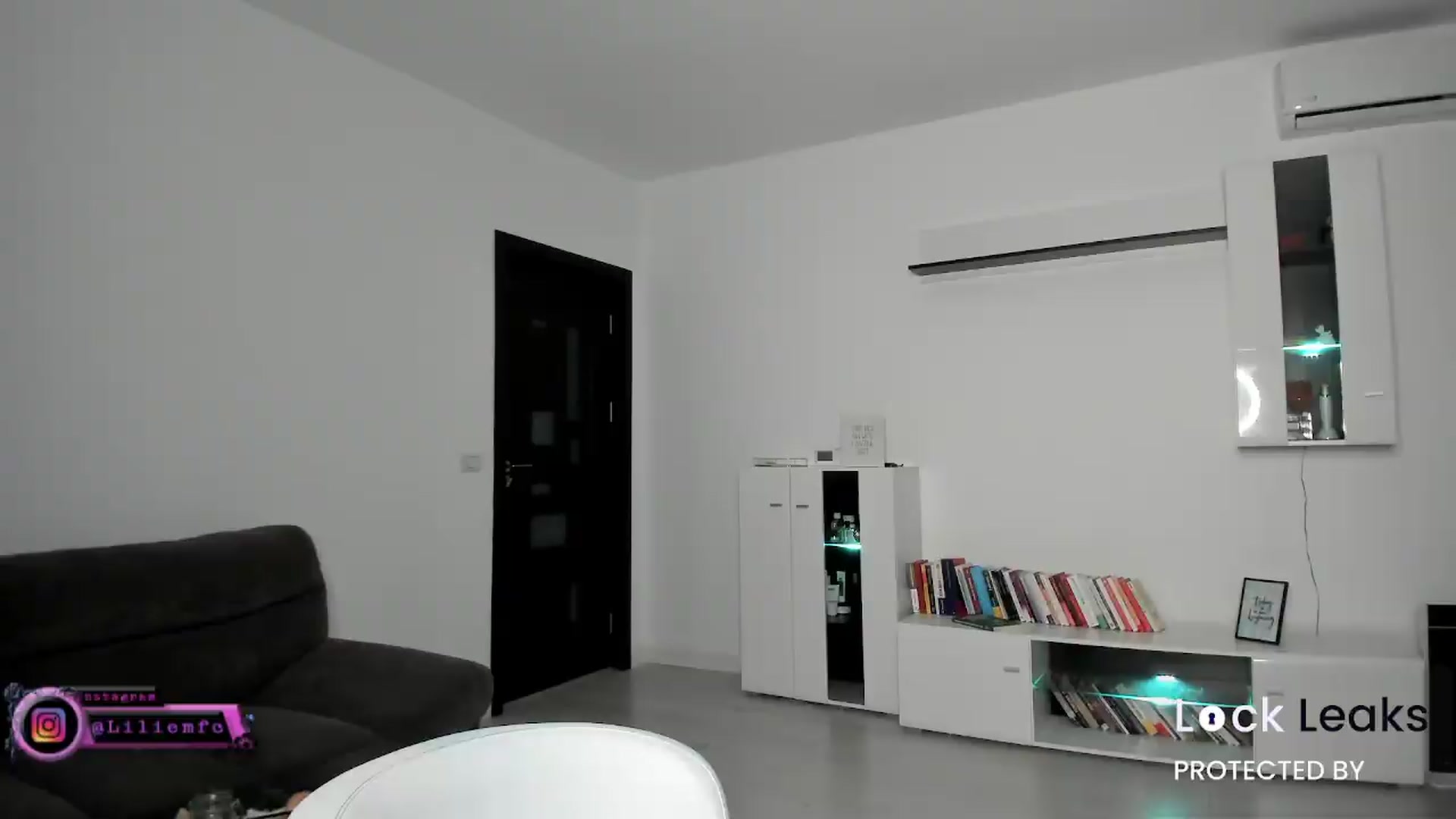 Gallery image thumbnail from Lilie's myfreecams stream on, 05/08/2026, 18:30 image 13 of 20