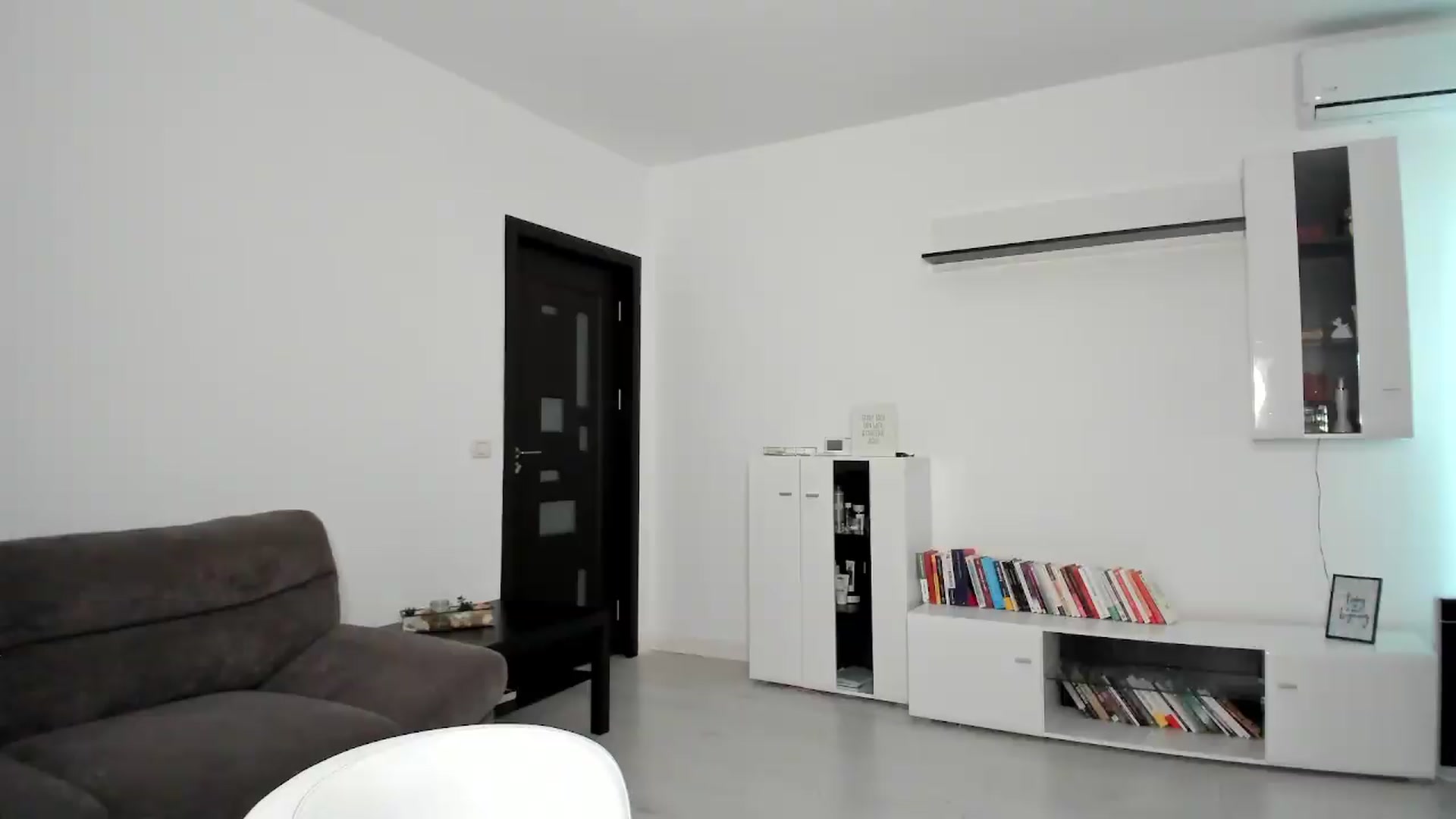 Gallery image thumbnail from Lilie's myfreecams stream on, 05/19/2026, 15:33 image 14 of 20