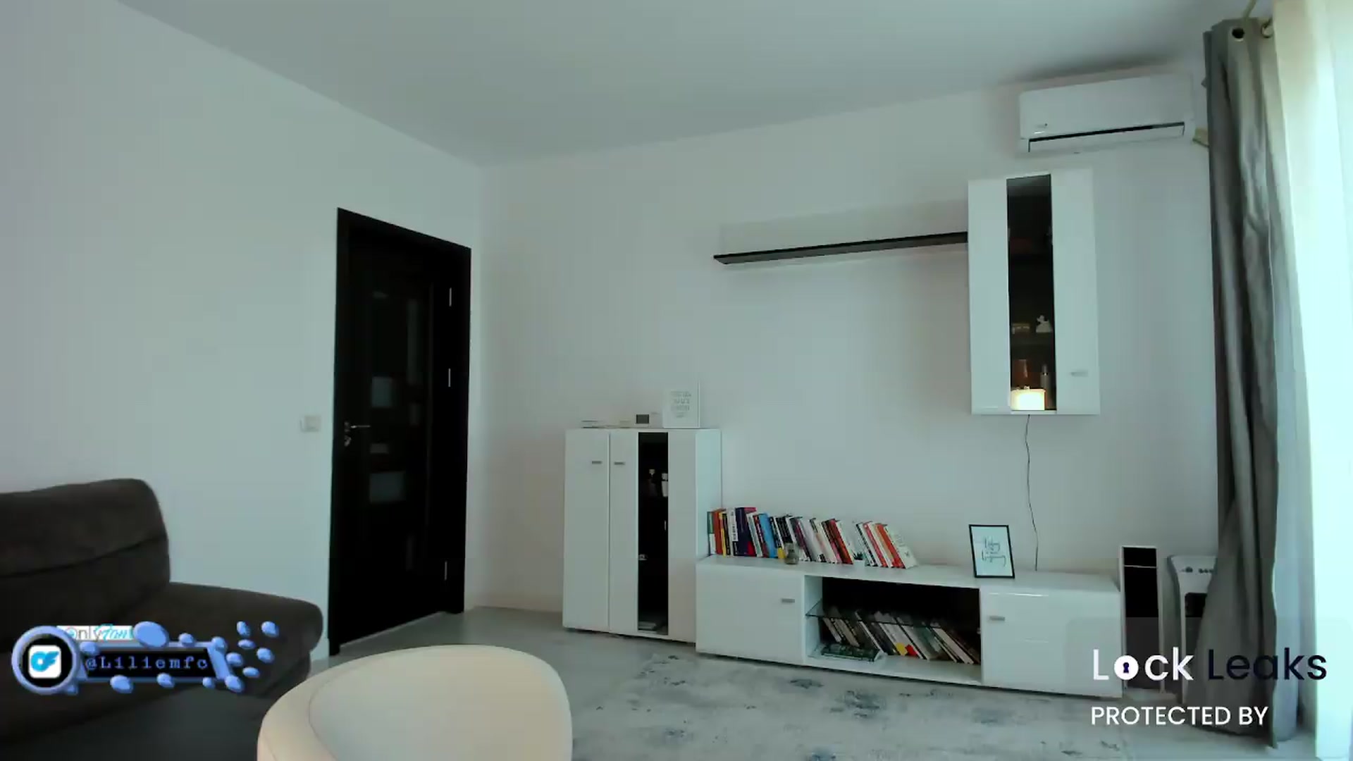 Gallery image thumbnail from Lilie's myfreecams stream on, 06/26/2026, 09:10 image 12 of 20