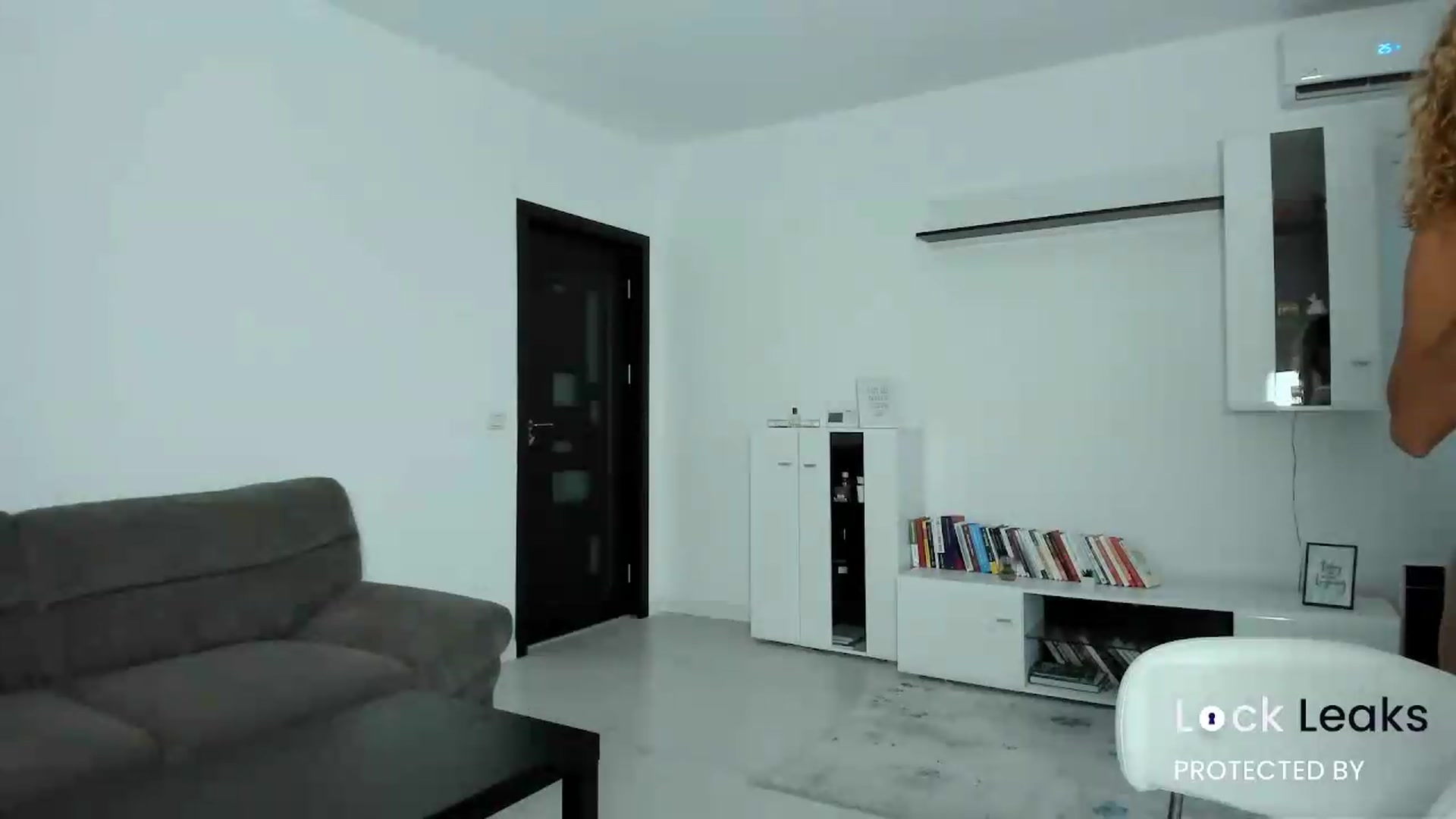 Gallery image thumbnail from Lilie's myfreecams stream on, 08/04/2026, 18:05 image 6 of 20