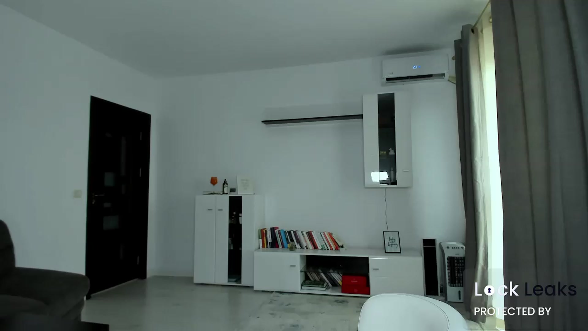 Gallery image thumbnail from Lilie's myfreecams stream on, 08/27/2026, 11:22 image 18 of 20