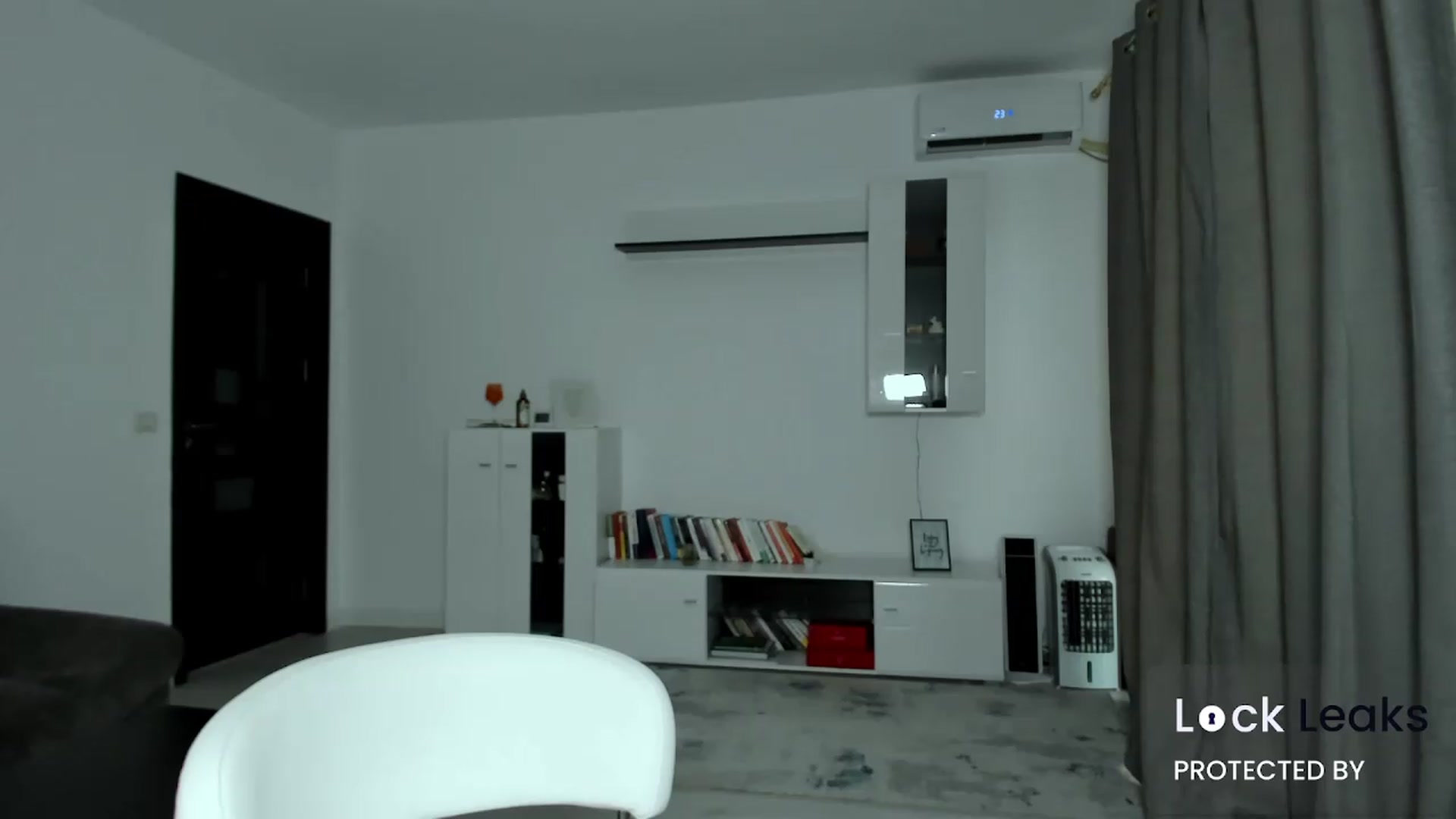 Gallery image thumbnail from Lilie's myfreecams stream on, 08/27/2026, 15:42 image 9 of 20