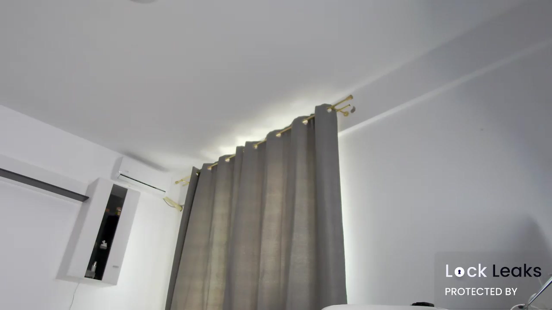 Gallery image thumbnail from Lilie's myfreecams stream on, 09/11/2026, 11:00 image 6 of 20