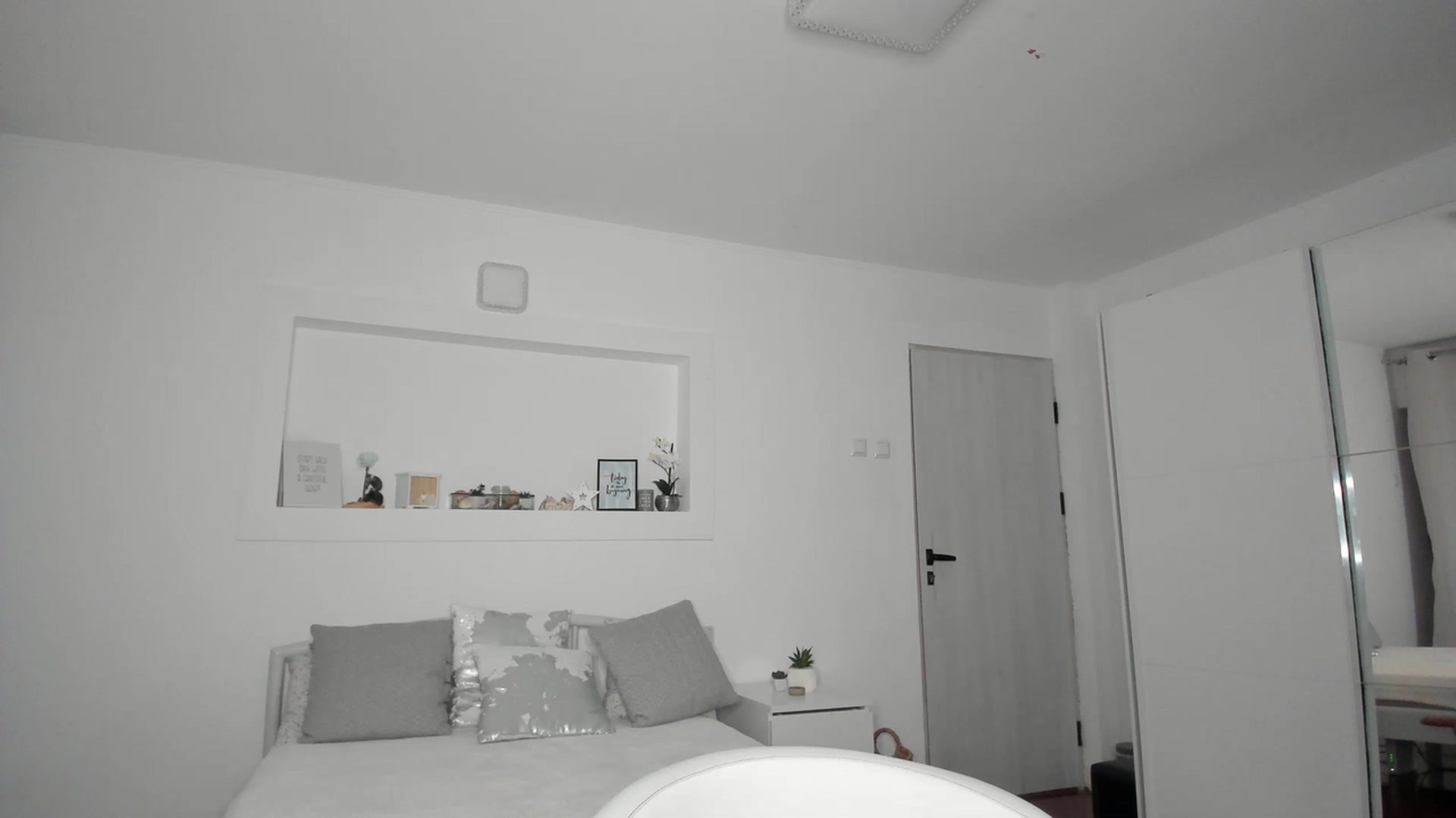 Gallery image thumbnail from Lilie_'s myfreecams stream on, 02/03/2023, 19:51 image 14 of 20