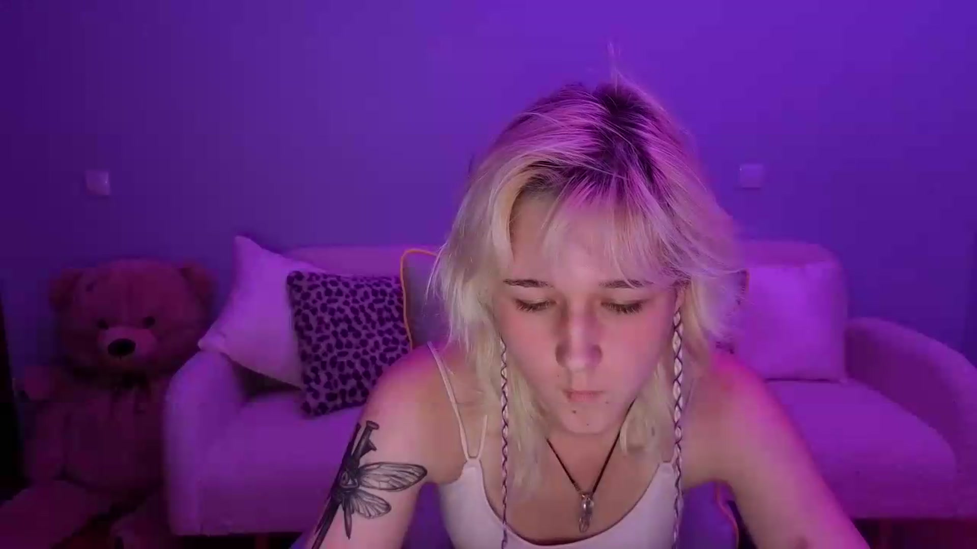 Gallery image thumbnail from Liliia's myfreecams stream on, 05/24/2026, 17:49 image 10 of 20