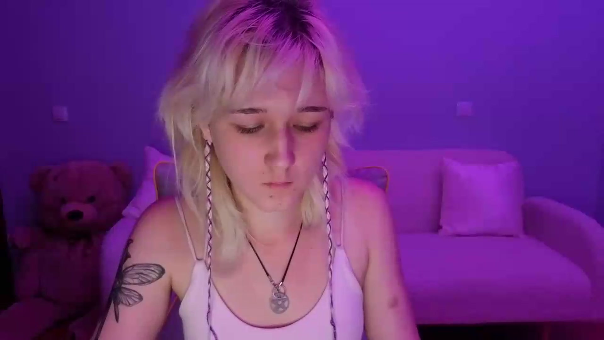 Gallery image thumbnail from Liliia's myfreecams stream on, 05/24/2026, 17:49 image 19 of 20