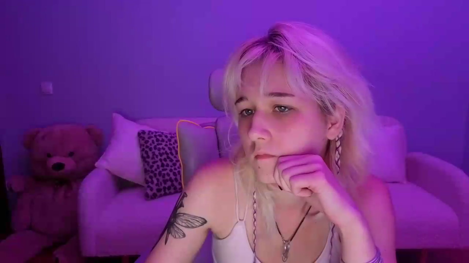 Gallery image thumbnail from Liliia's myfreecams stream on, 05/24/2026, 17:49 image 14 of 20