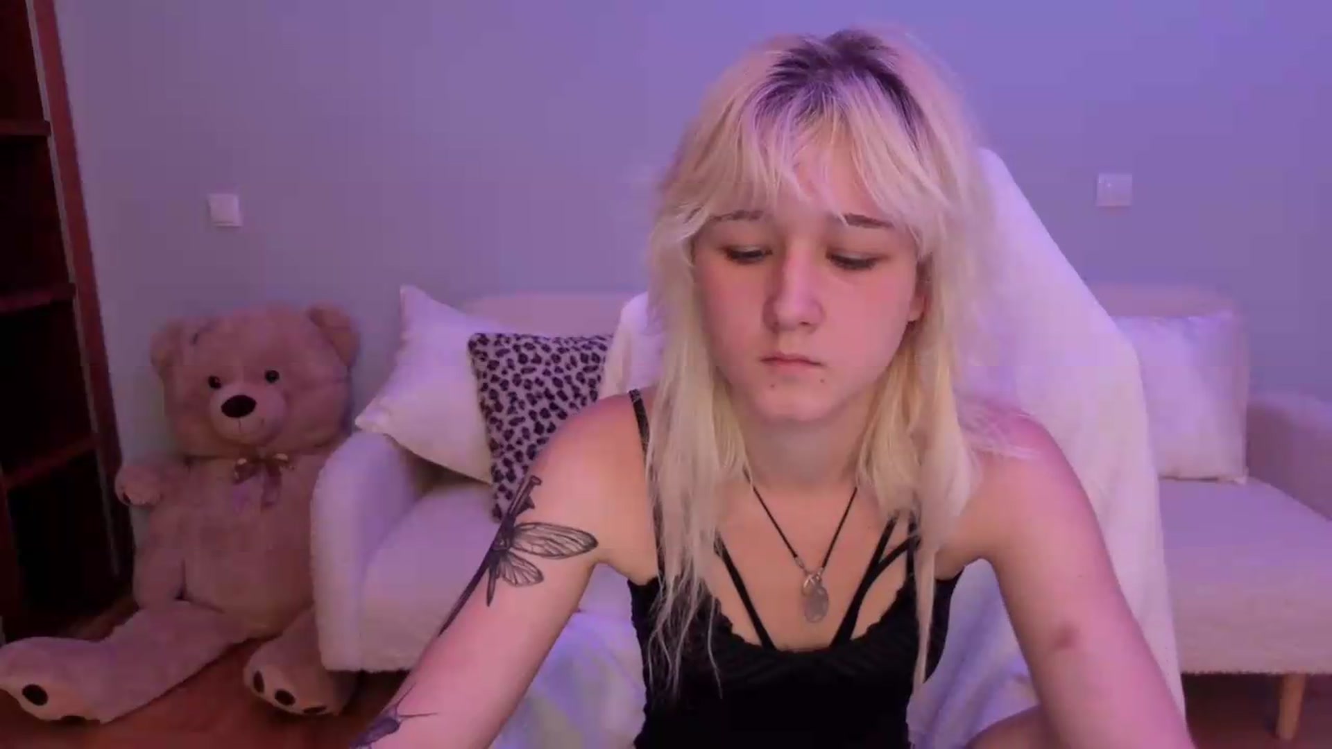 Gallery image thumbnail from Liliia's myfreecams stream on, 05/25/2026, 14:28 image 19 of 20
