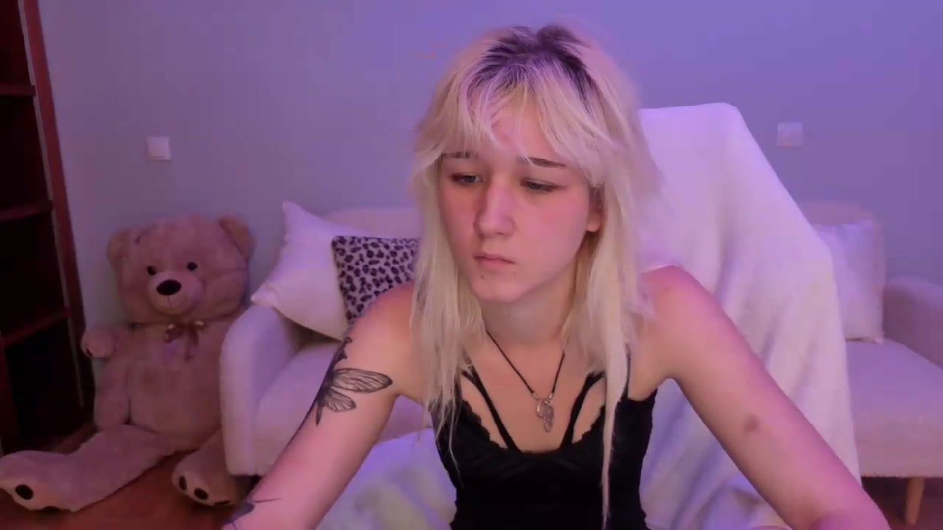 Gallery image thumbnail from Liliia's myfreecams stream on, 05/25/2026, 14:28 image 14 of 20