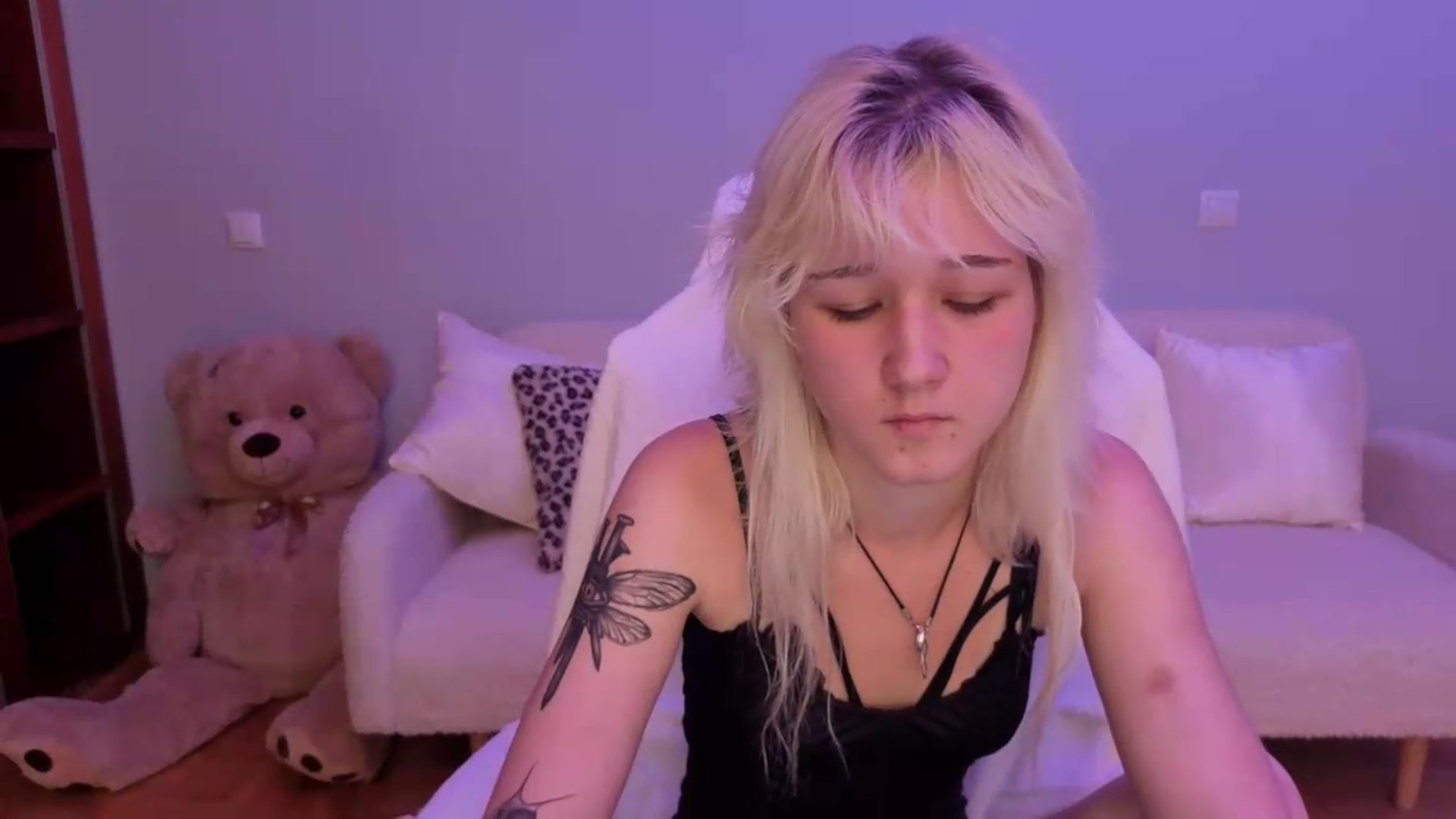 Gallery image thumbnail from Liliia's myfreecams stream on, 05/25/2026, 14:28 image 10 of 20
