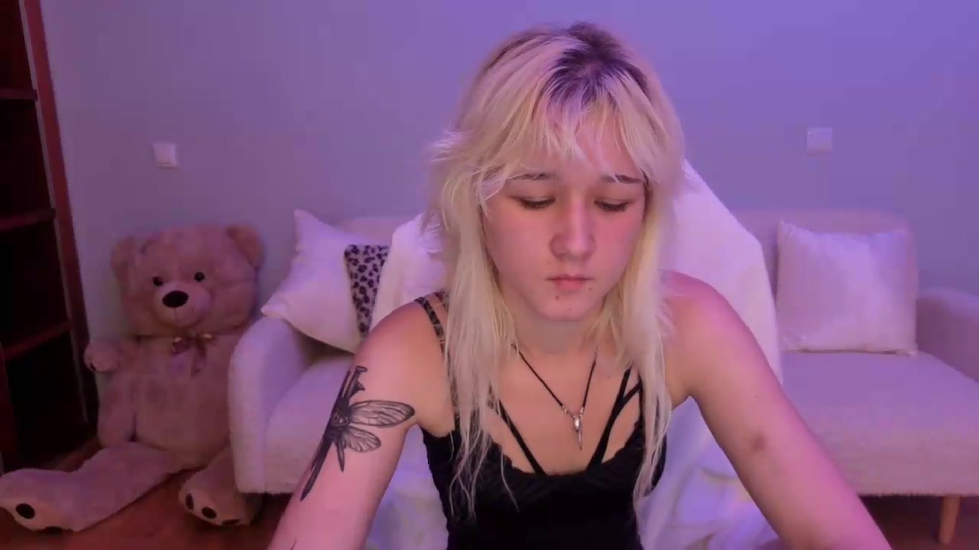 Gallery image thumbnail from Liliia's myfreecams stream on, 05/25/2026, 14:28 image 7 of 20