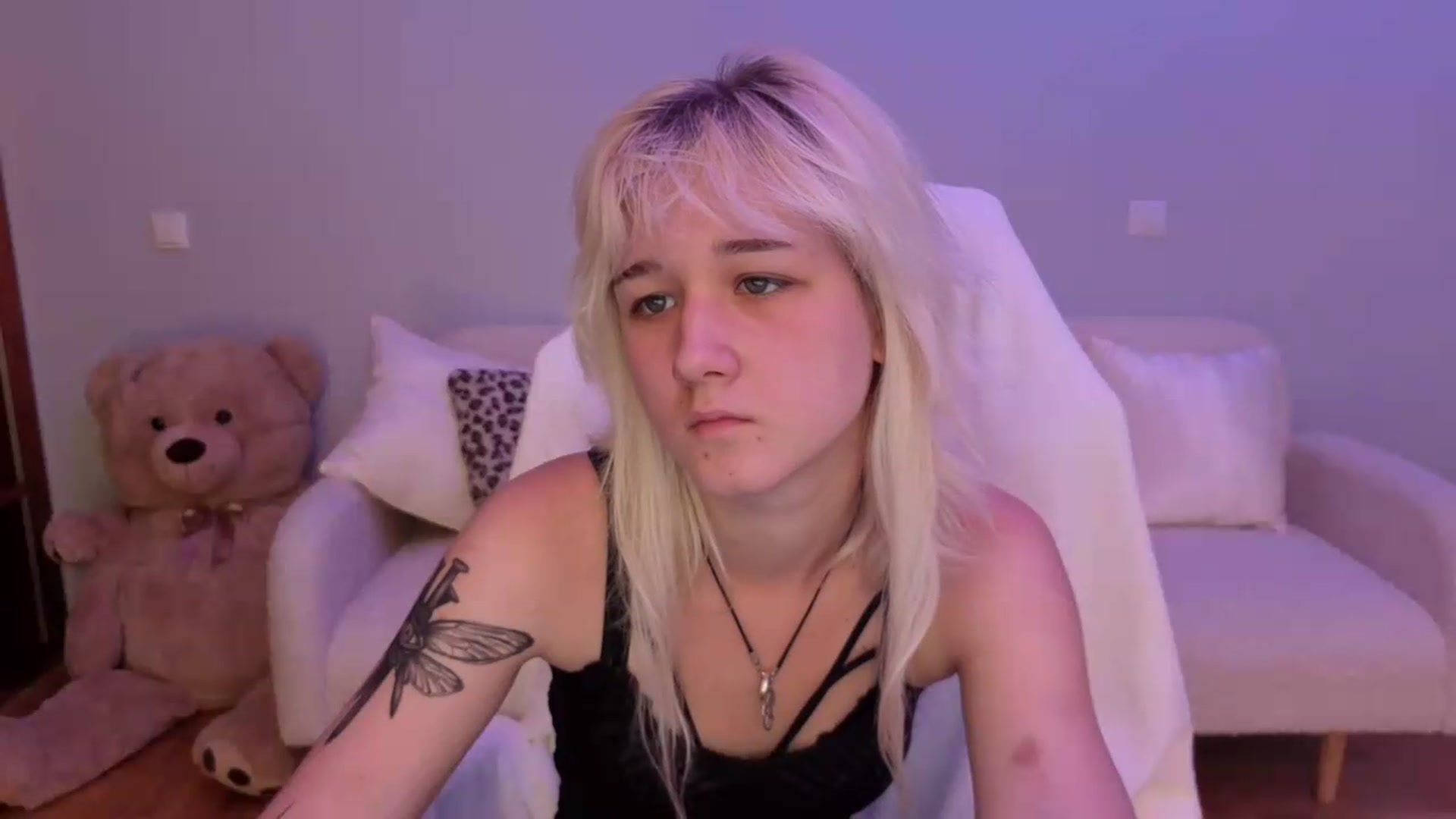 Gallery image thumbnail from Liliia's myfreecams stream on, 05/25/2026, 16:24 image 9 of 20