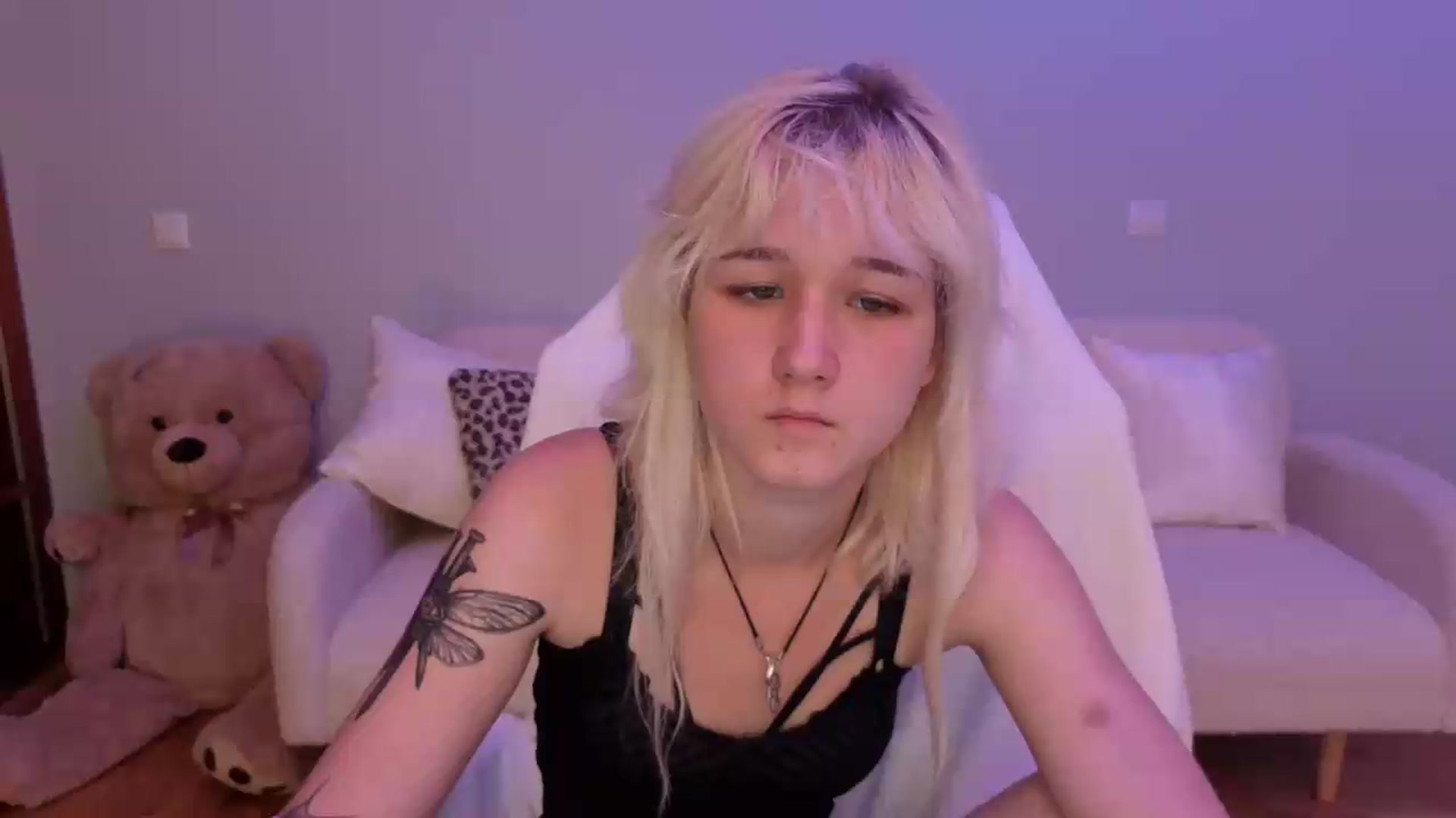 Gallery image thumbnail from Liliia's myfreecams stream on, 05/25/2026, 16:24 image 16 of 20