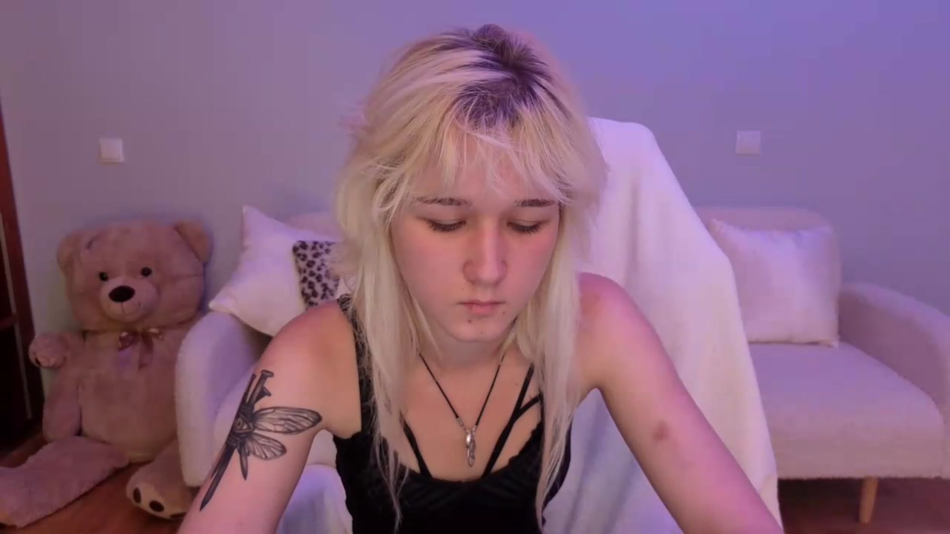 Gallery image thumbnail from Liliia's myfreecams stream on, 05/25/2026, 16:24 image 8 of 20