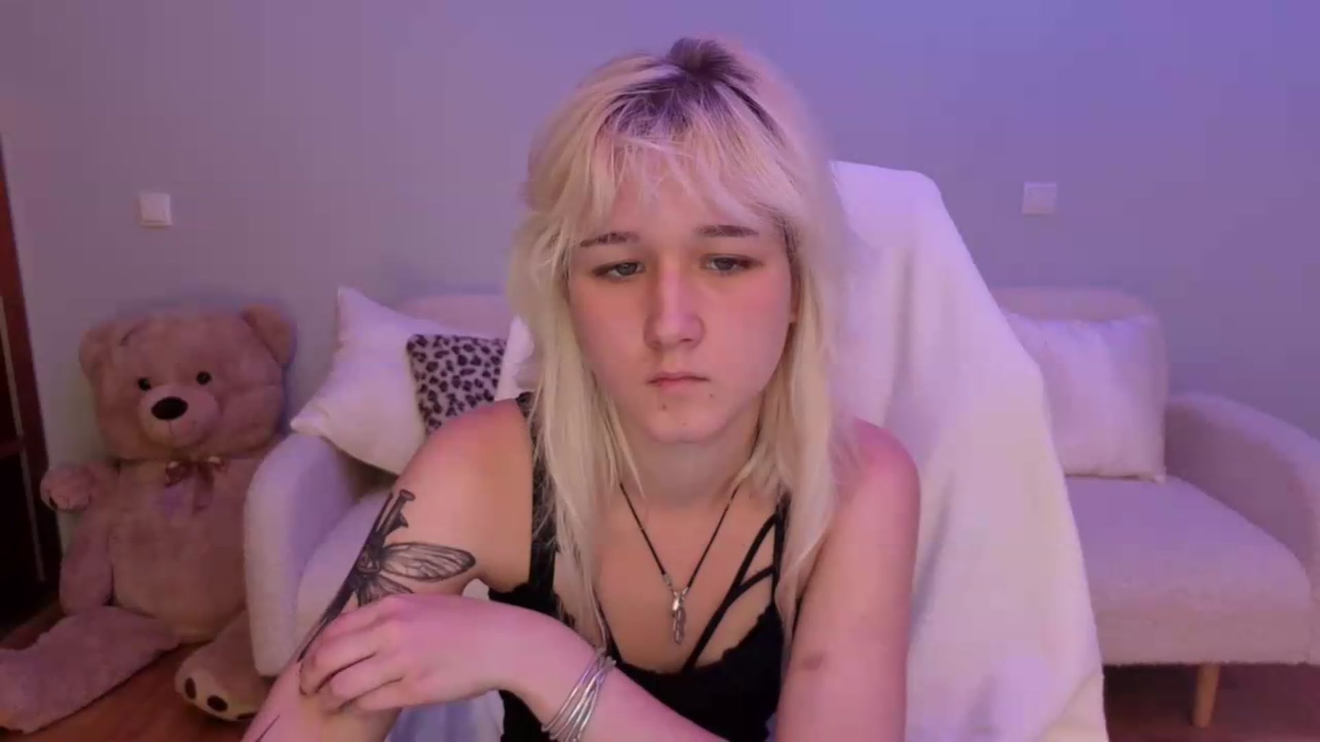 Gallery image thumbnail from Liliia's myfreecams stream on, 05/25/2026, 16:24 image 12 of 20