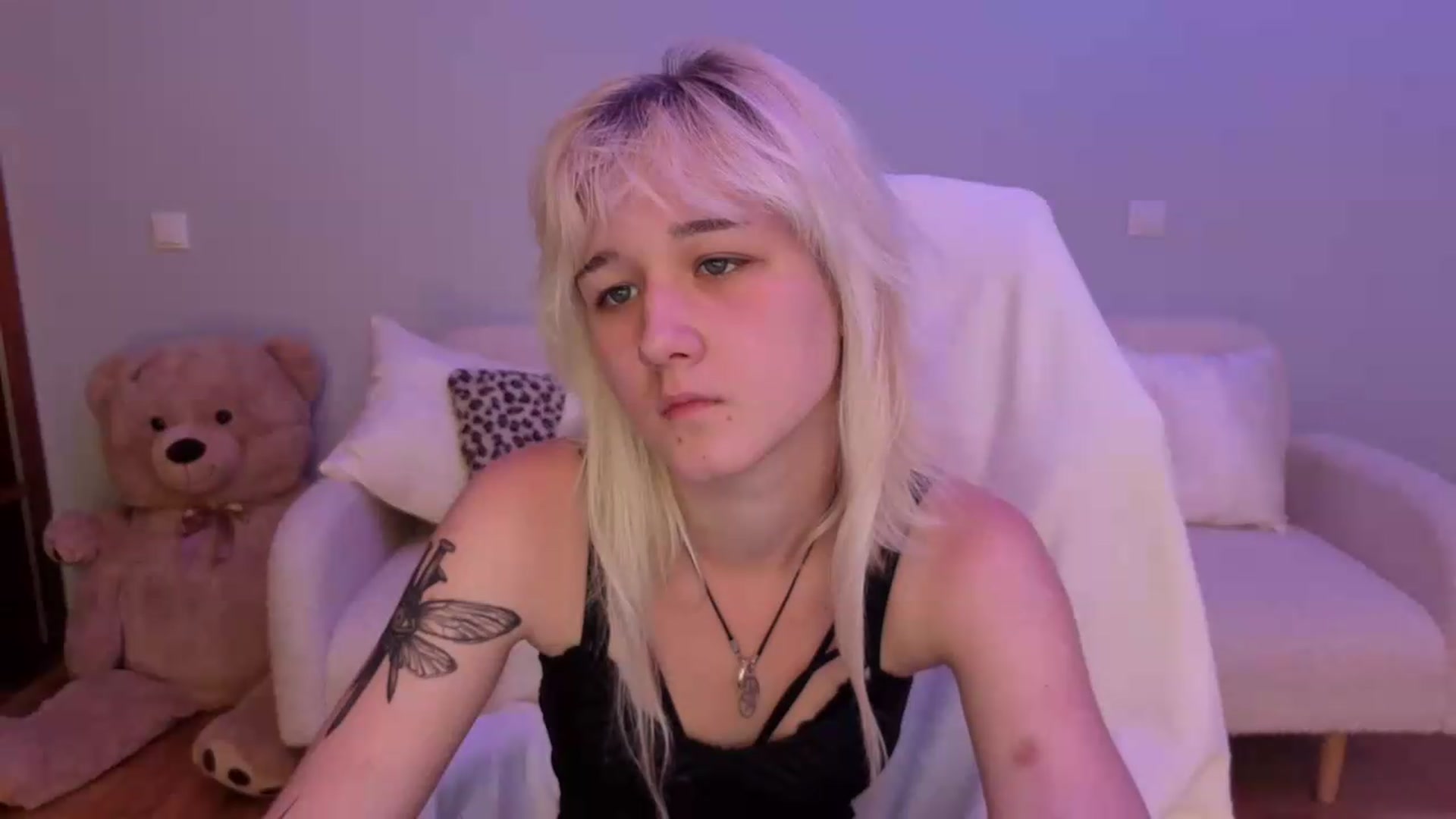Gallery image thumbnail from Liliia's myfreecams stream on, 05/25/2026, 16:24 image 13 of 20