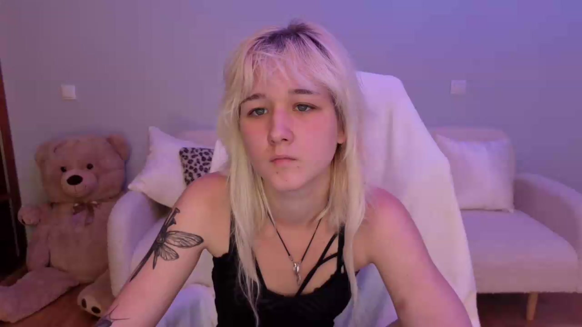 Gallery image thumbnail from Liliia's myfreecams stream on, 05/25/2026, 16:24 image 17 of 20